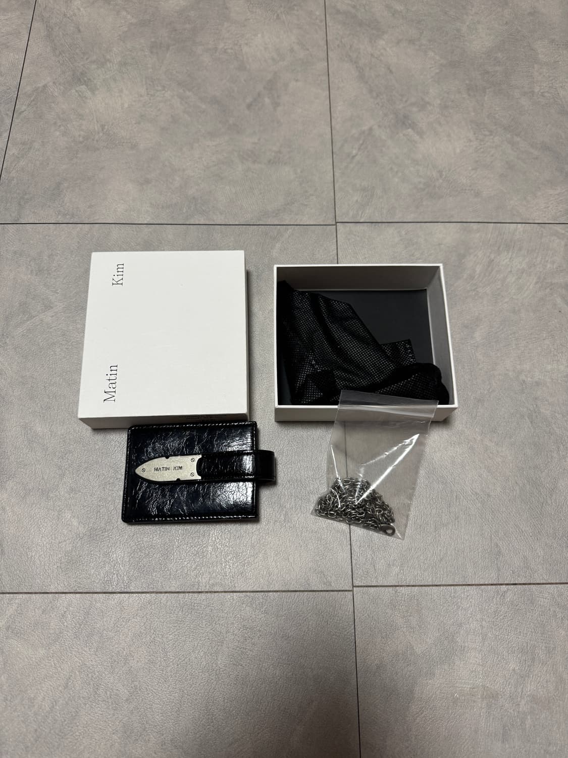 마뗑킴 아코디언 넥클리스 월렛 블랙 상품이미지3