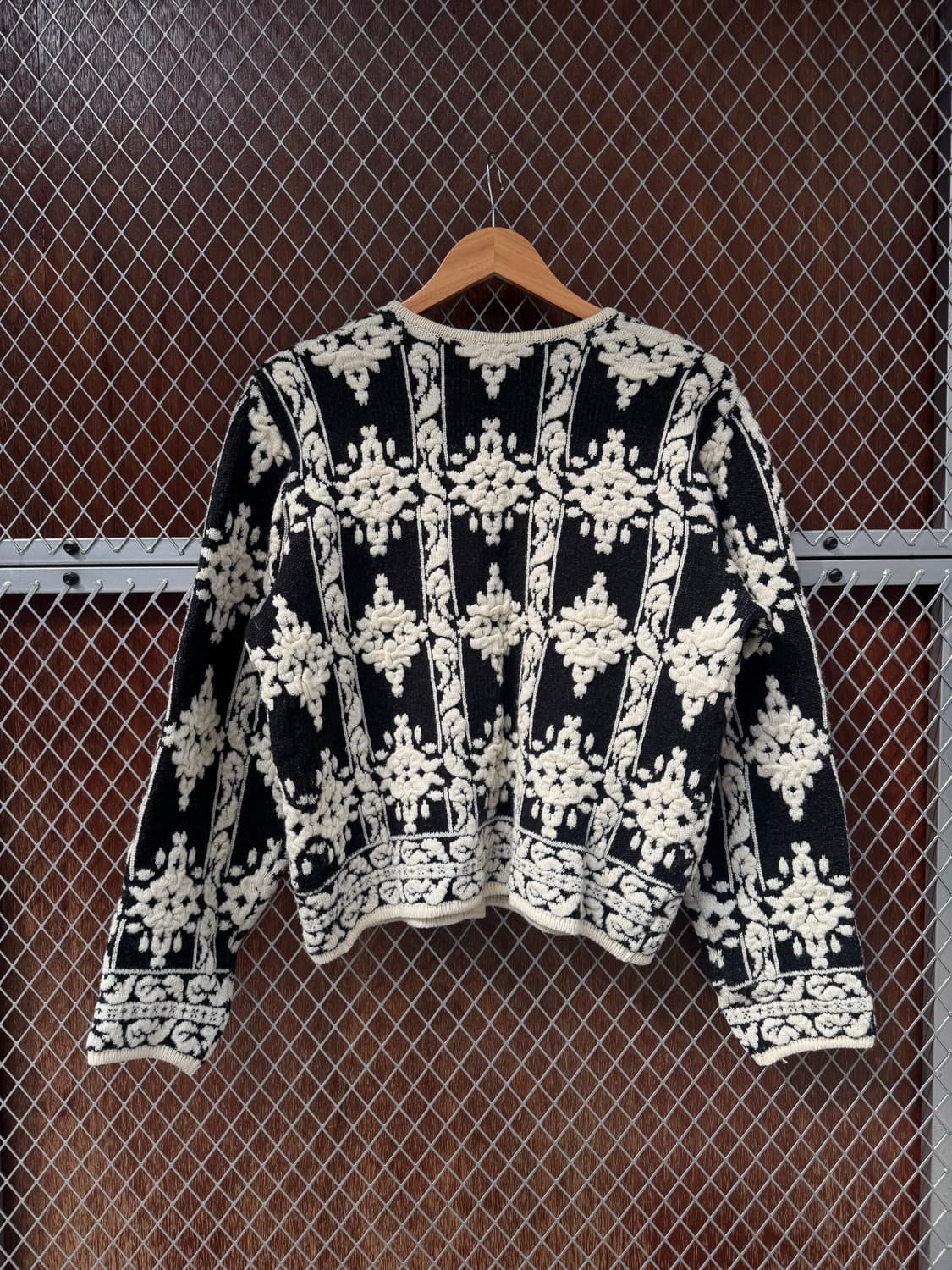 JPN 일본빈티지 RANA 블랙 플라워 자가드 패턴 울 가디건 니트 M 상품이미지5