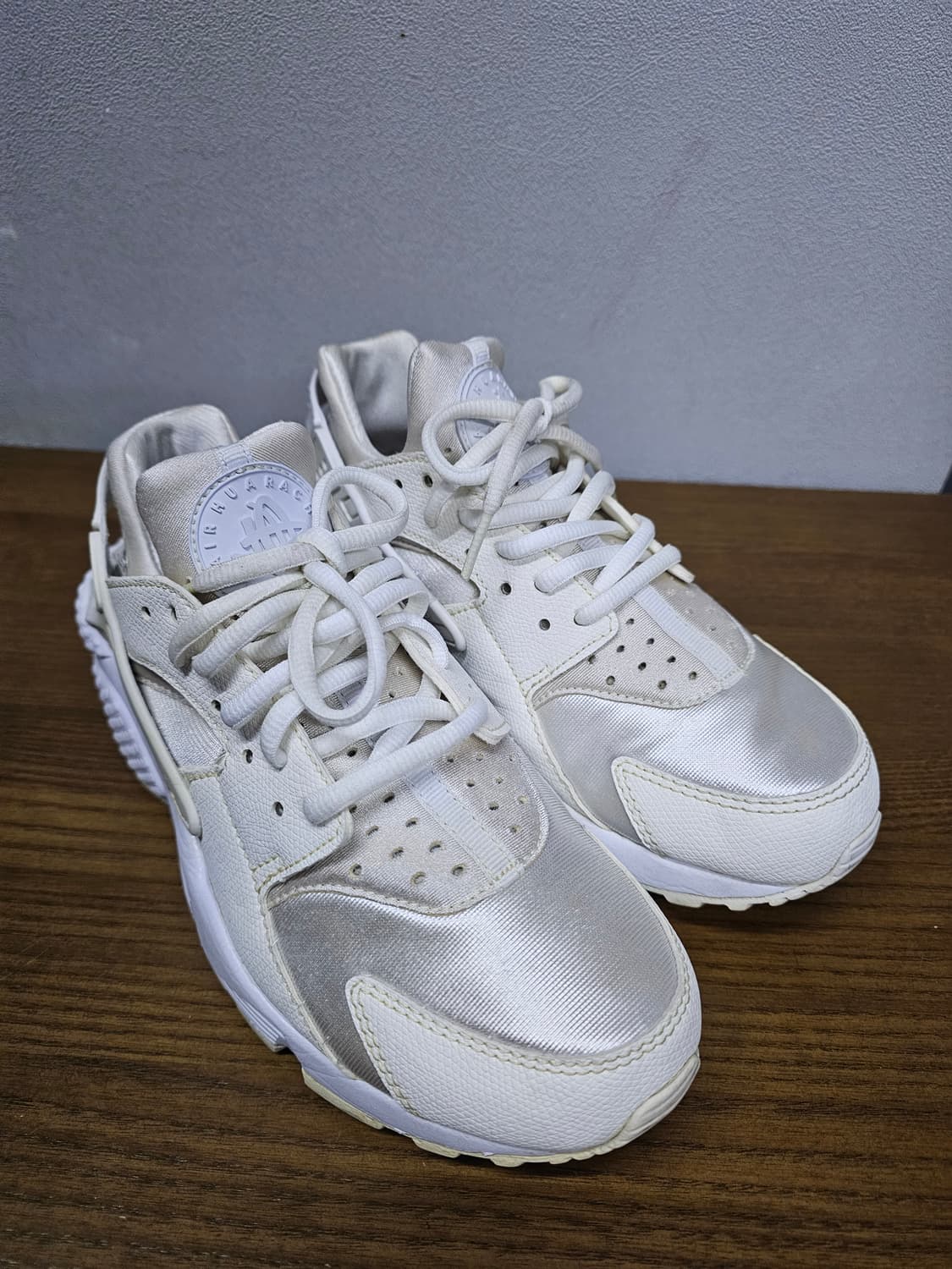 나이키 에어 허라취 화이트 상품이미지2