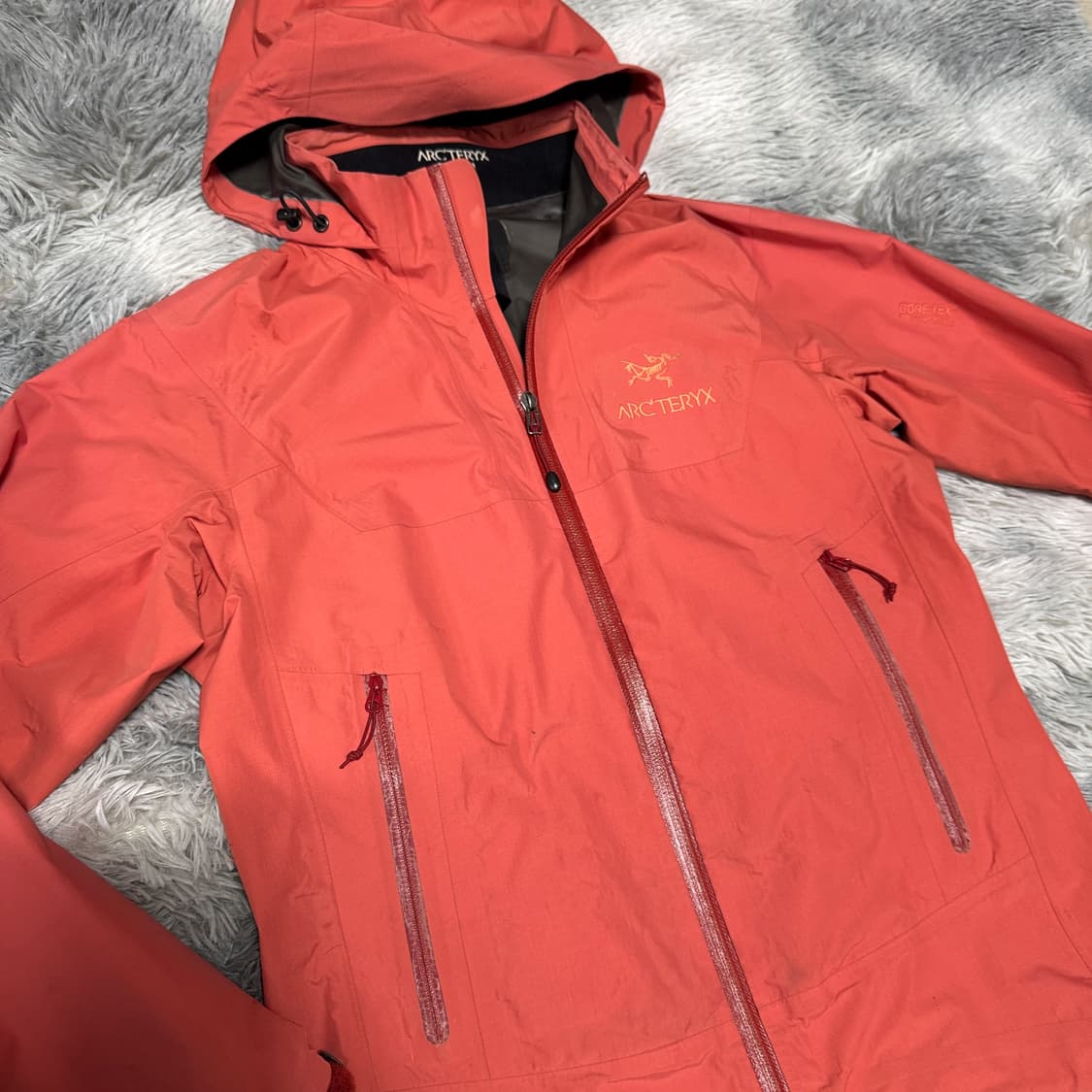 아크테릭스 여성바람막이 S사이즈 상품이미지3