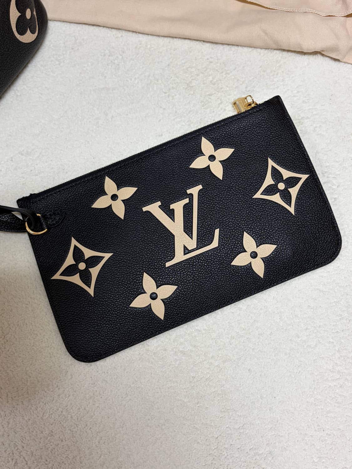 (새거급) 루이비통 앙프렝뜨 네버풀 MM 블랙 + 파우치 루이비통 가방 상품이미지6