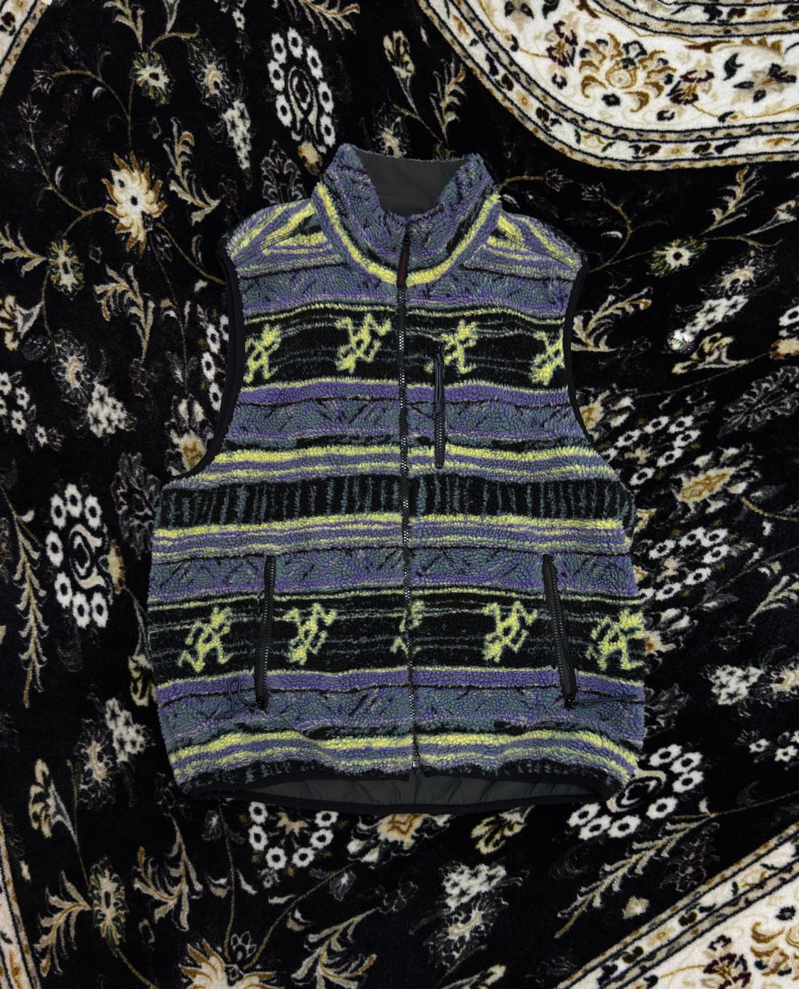 [L] 디스이즈네버댓 x 그라미치 리버시블 플리스 베스트 멀티 상품이미지1