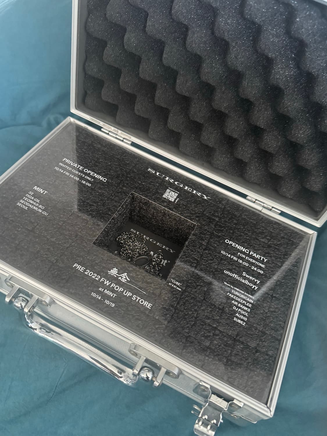 써저리 목걸이 팝업 한정 쇼케이스 상품이미지1