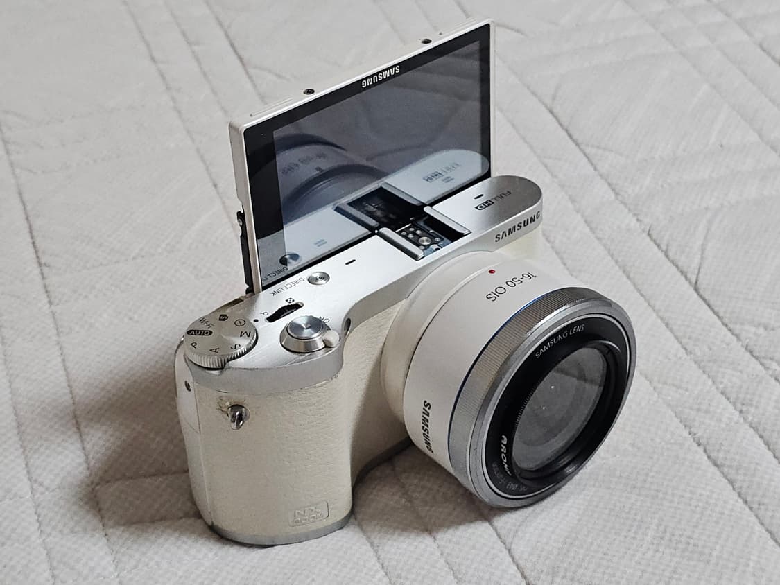 삼성 NX300M 미러리스 카메라 상품이미지2