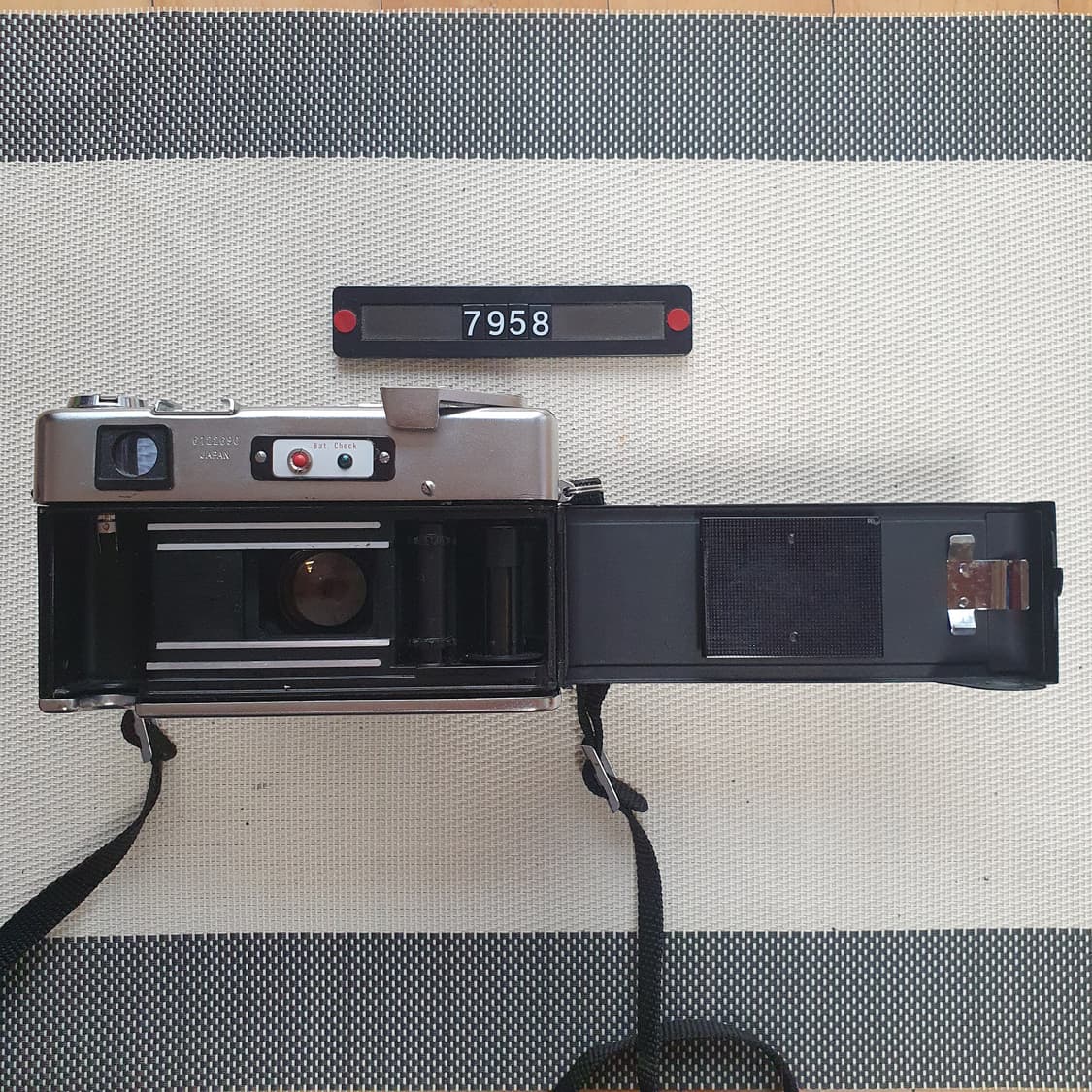 야시카 일렉트로 35 g 필름카메라 실버바디 상품이미지5