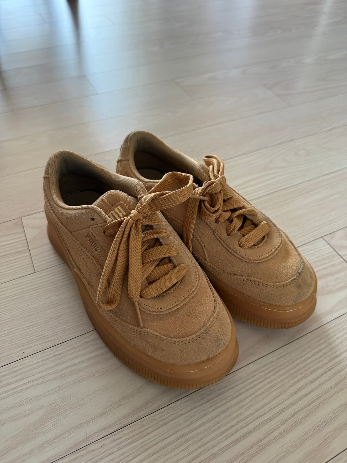 휠라에서 나온 된장신발 상품이미지1