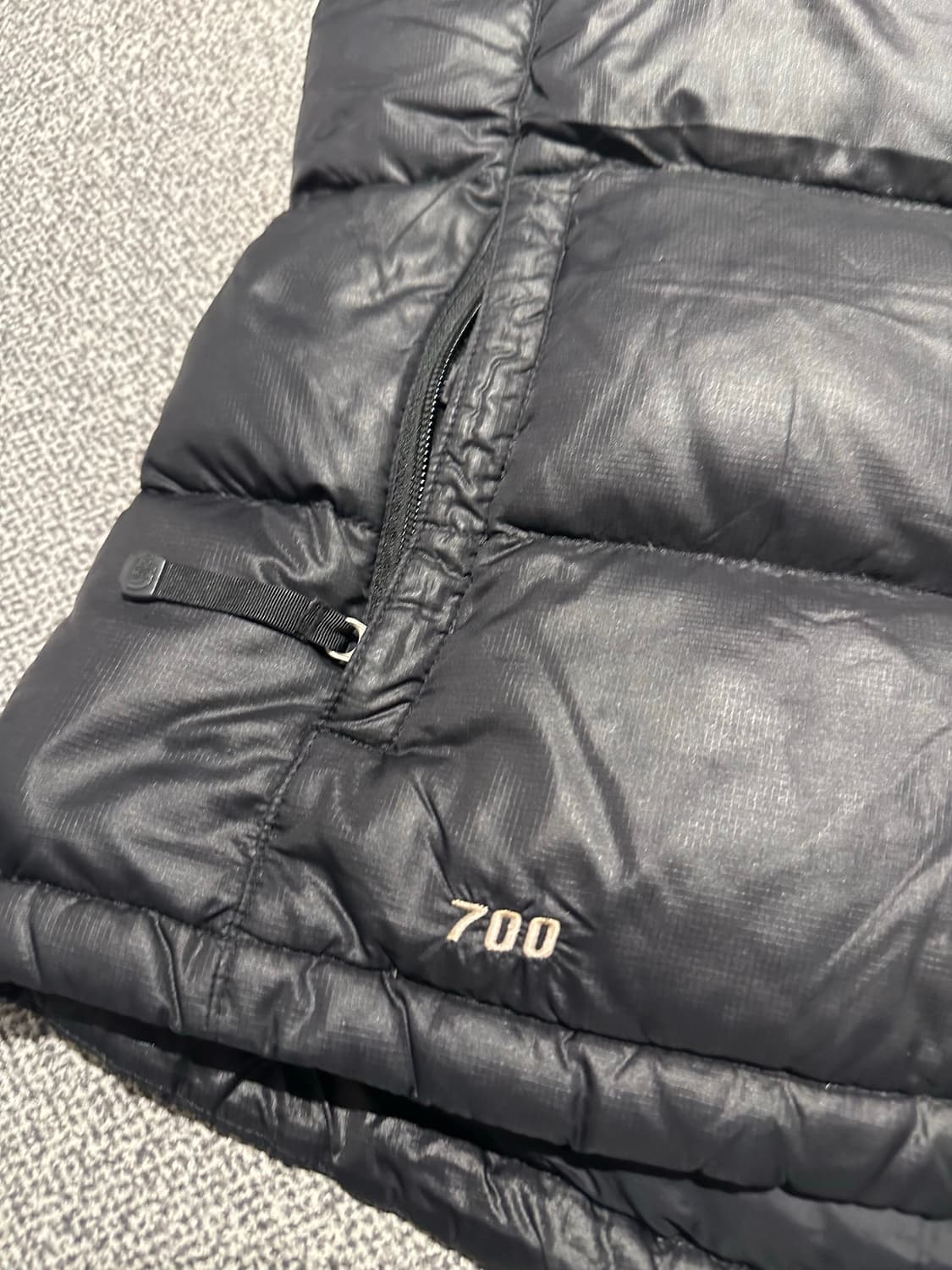 노스페이스 700 눕시 패딩 조끼 95 상품이미지2