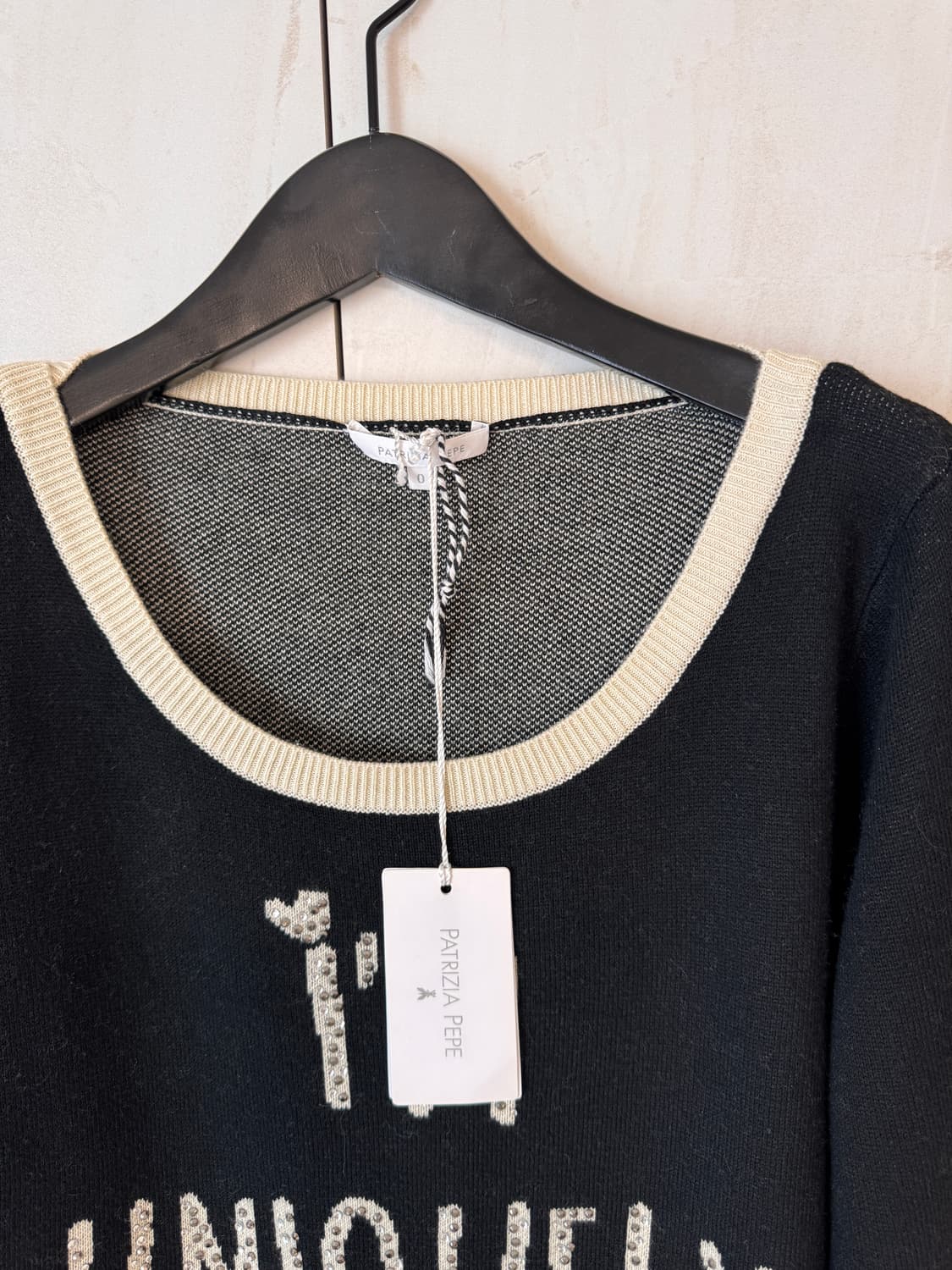 새상품 Patrizia Pepe 블랙 배색 니트0 (44,55사이즈 가능 상품이미지3