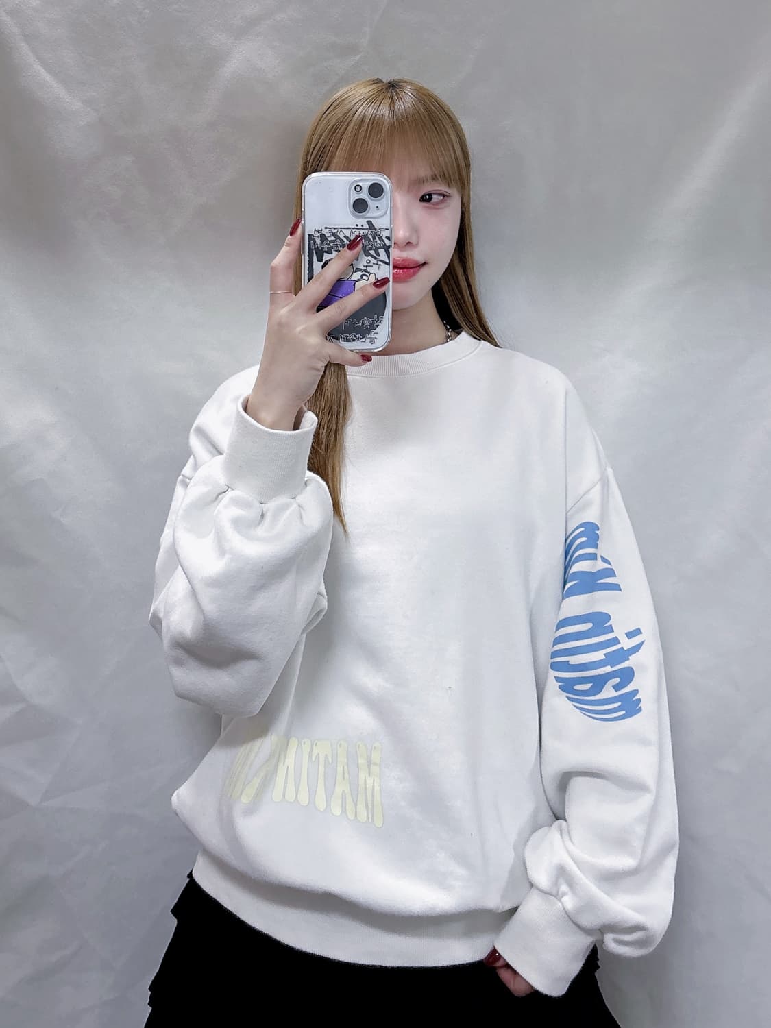 마땡킴 화이트 맨투맨  상품이미지1