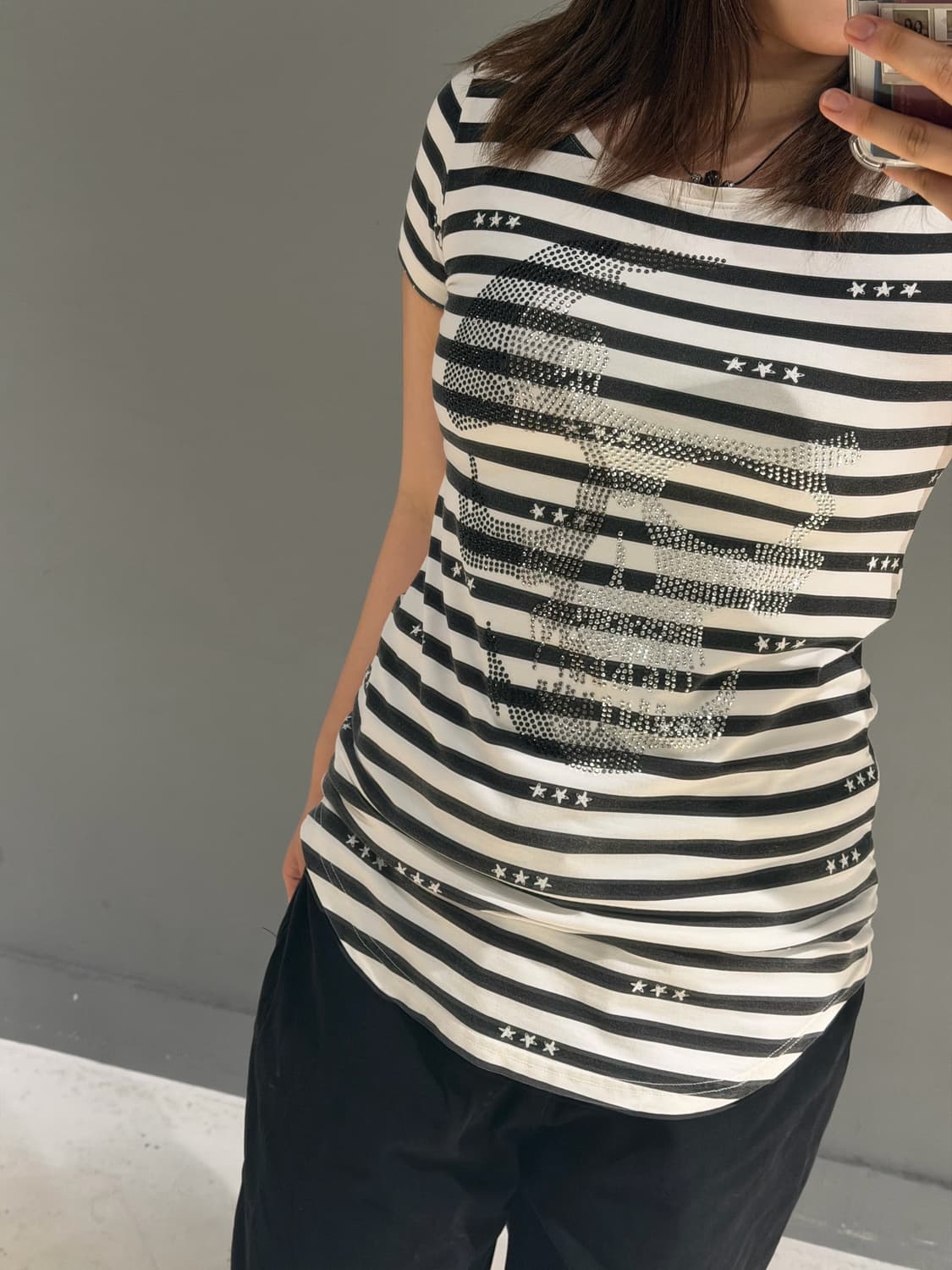 Skull cubic point stripe pattern top 상품이미지3