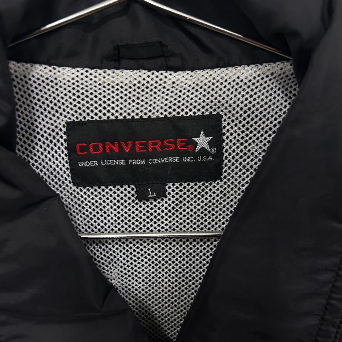 컨버스 자수로고 이너메쉬 카라 나일론 코치자켓 상품이미지3