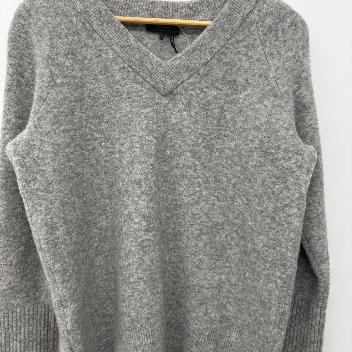 dkny 도나카란 여 브이넥 니트 여L 상품이미지2