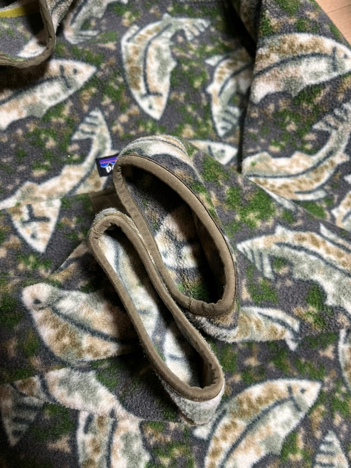 파타고니아 신칠라 스냅티 리핑 오아시스 / 피쉬 /물고기 라지 상품이미지3