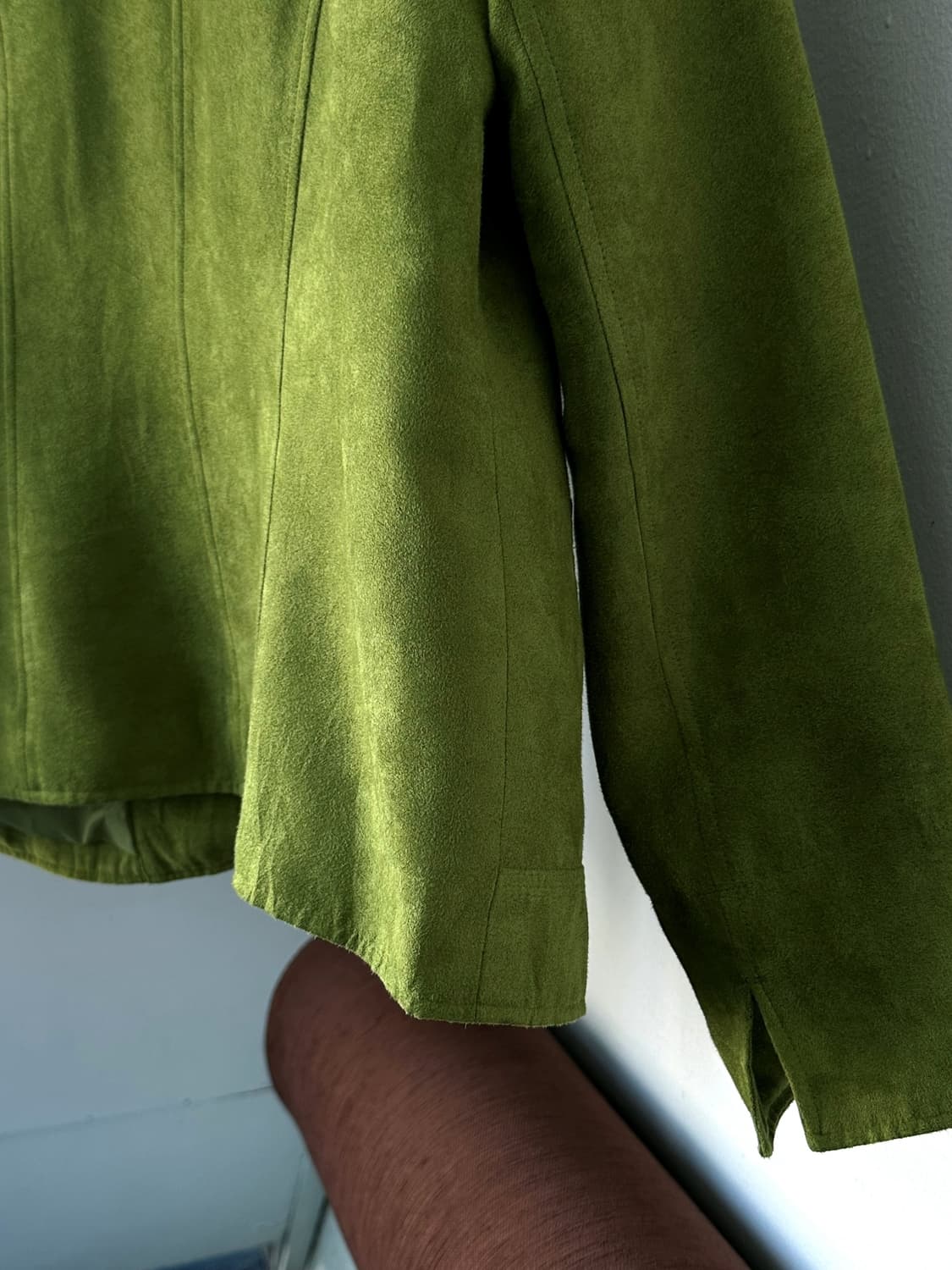 Fake suede over shoulder blouson 상품이미지7