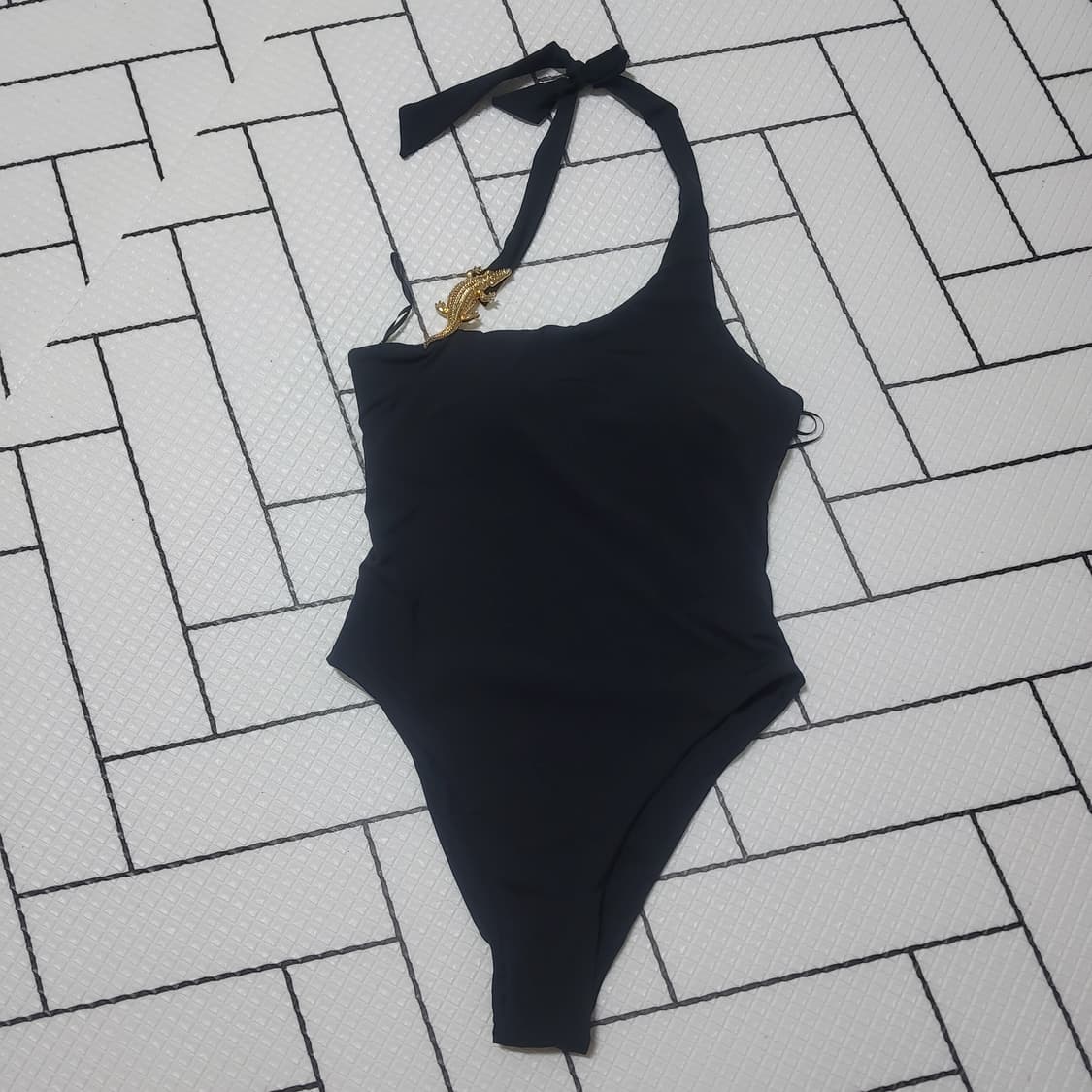 새상품 자라 ZARA 악어 원숄더 홀터넥 수영복 xs 모노키니 스윔수트 상품이미지4