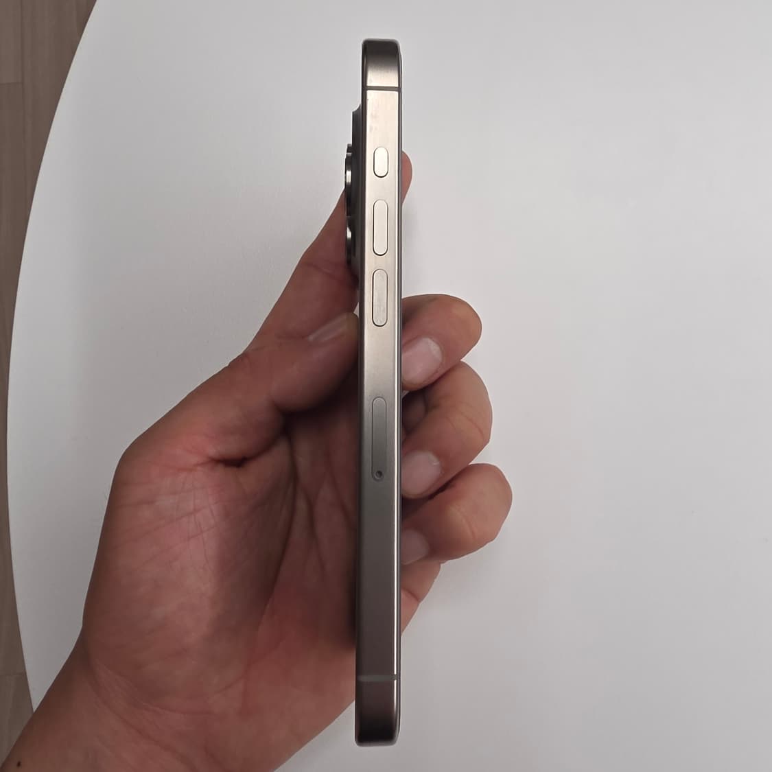 아이폰 15pro 256 네츄럴 티타늄 판매 상품이미지4