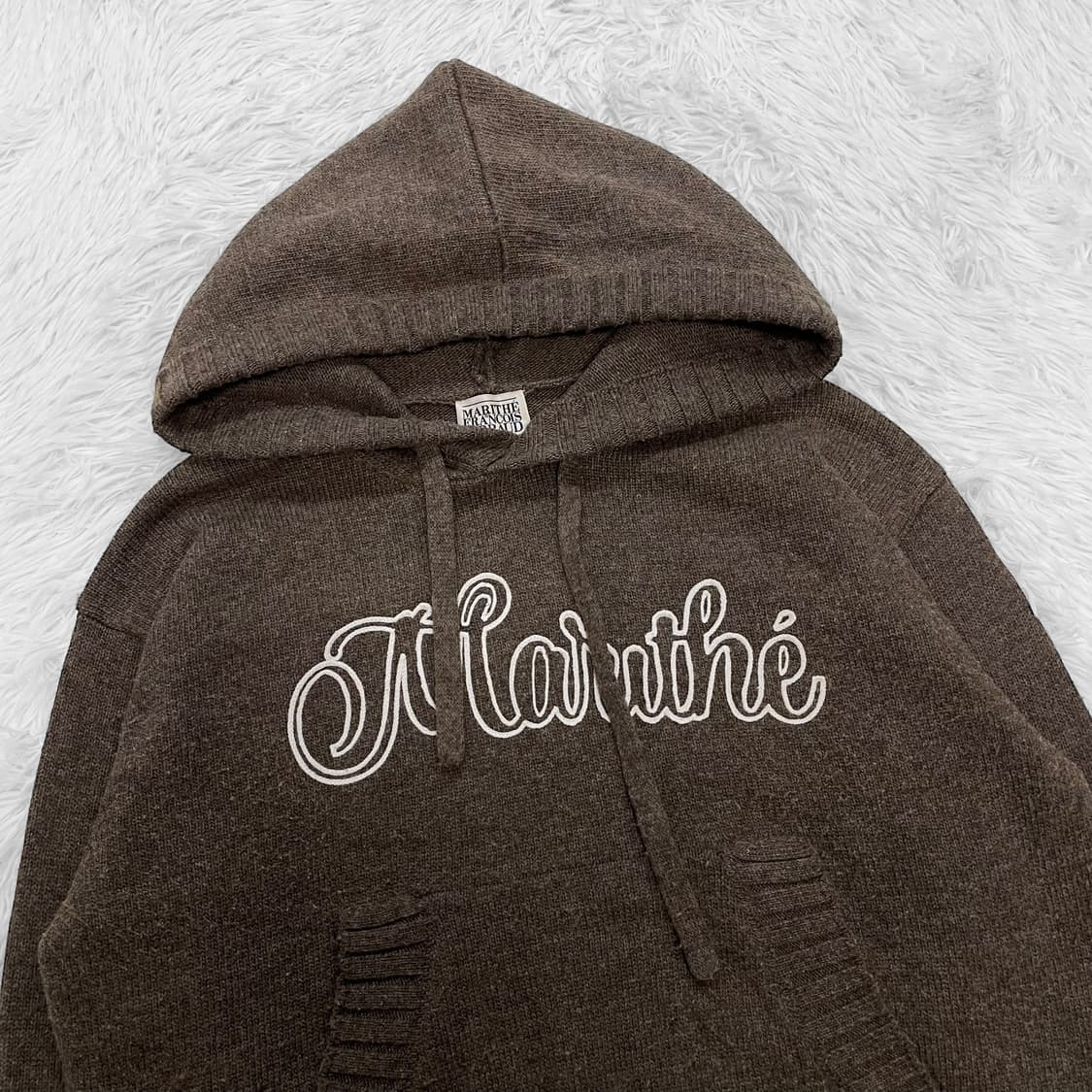 마리떼프랑소와저버 체인 자수 로고 니트 후드티 브라운 상품이미지3