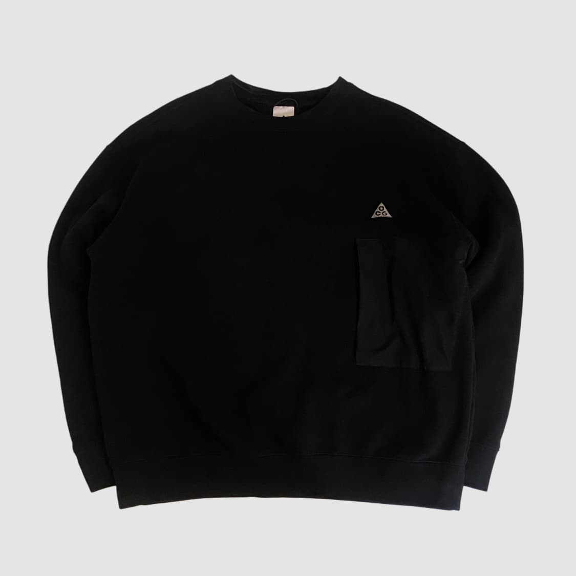 나이키 acg 맨투맨 상품이미지2