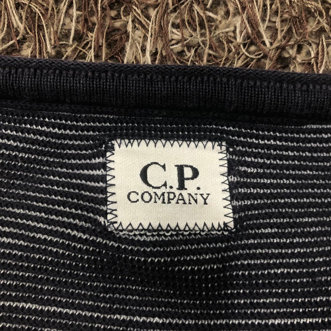 CP컴퍼니 레터링 스트라이프 코튼 니트 상품이미지4