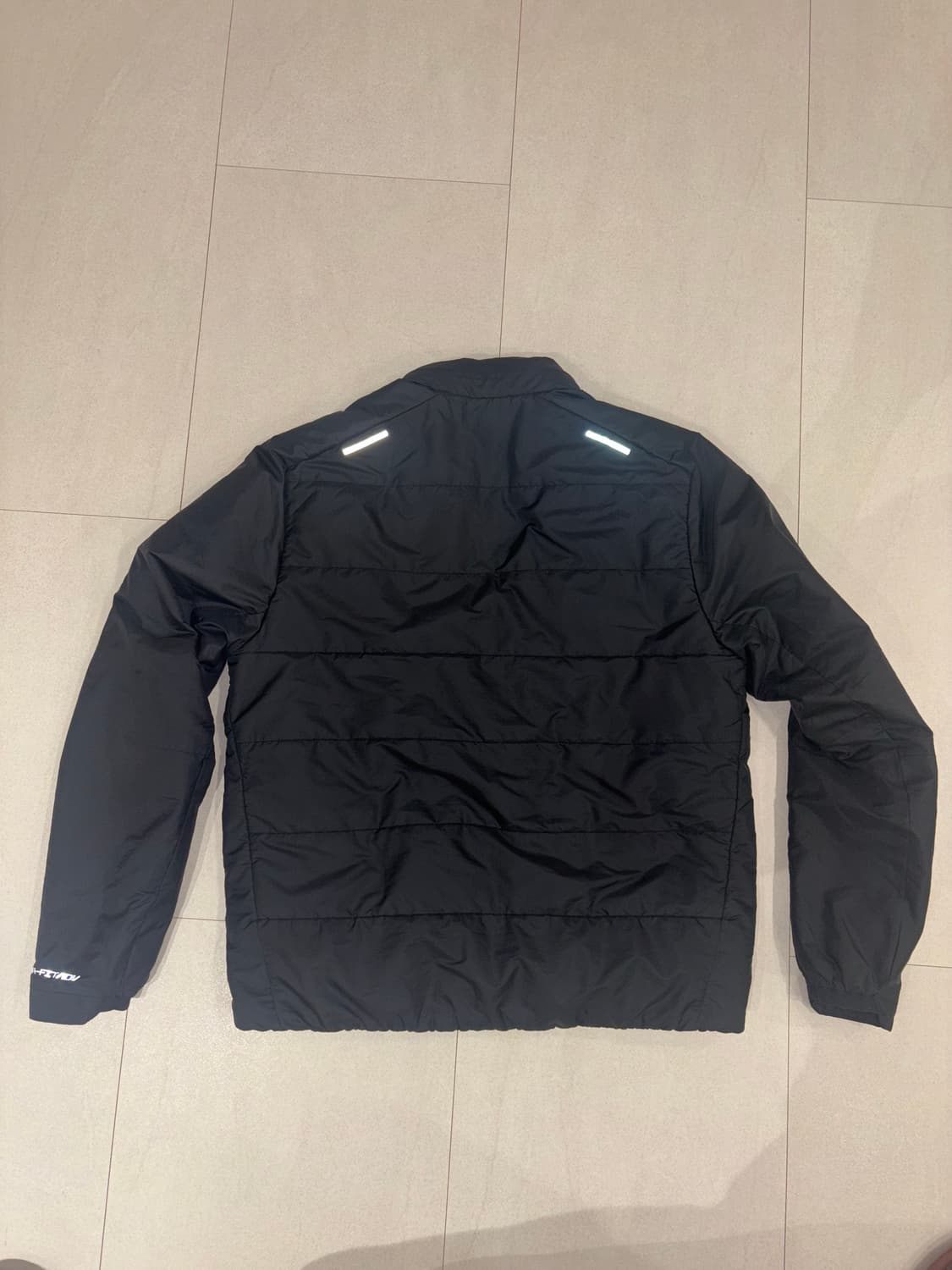 나이키 에어로로프트 adv자켓  상품이미지2