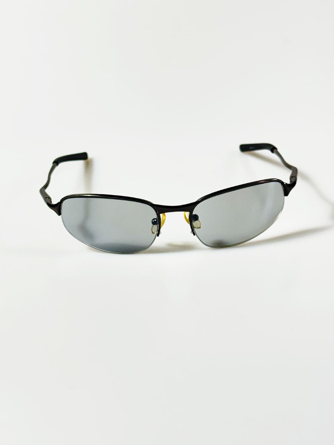 건메탈 스퀘어 반무테 프레임 빈티지 선글라스 상품이미지2