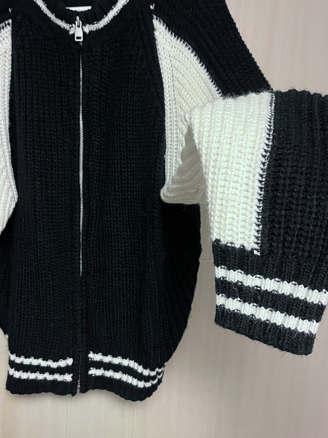 니트 하찌 집업 크롭 숏 블루종 나그랑 가디건 블랙 화이트 아이보리 상품이미지4