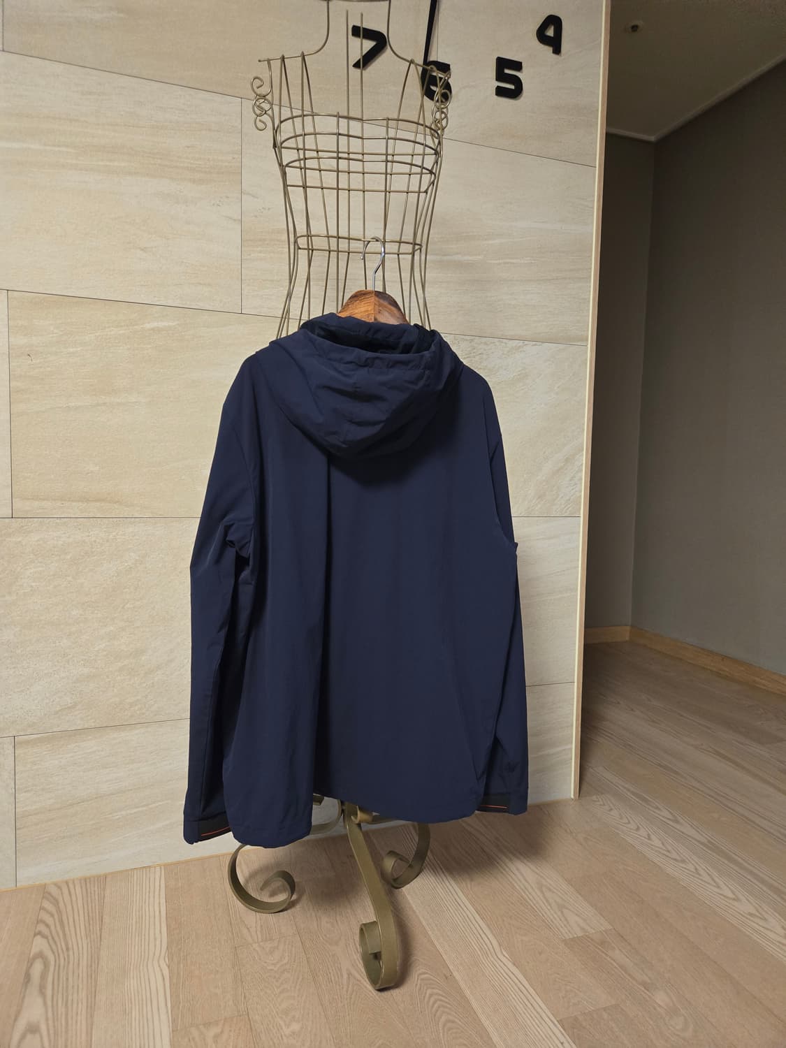 [105] 디스커버리 남성 후드 바람막이 자켓 상품이미지4