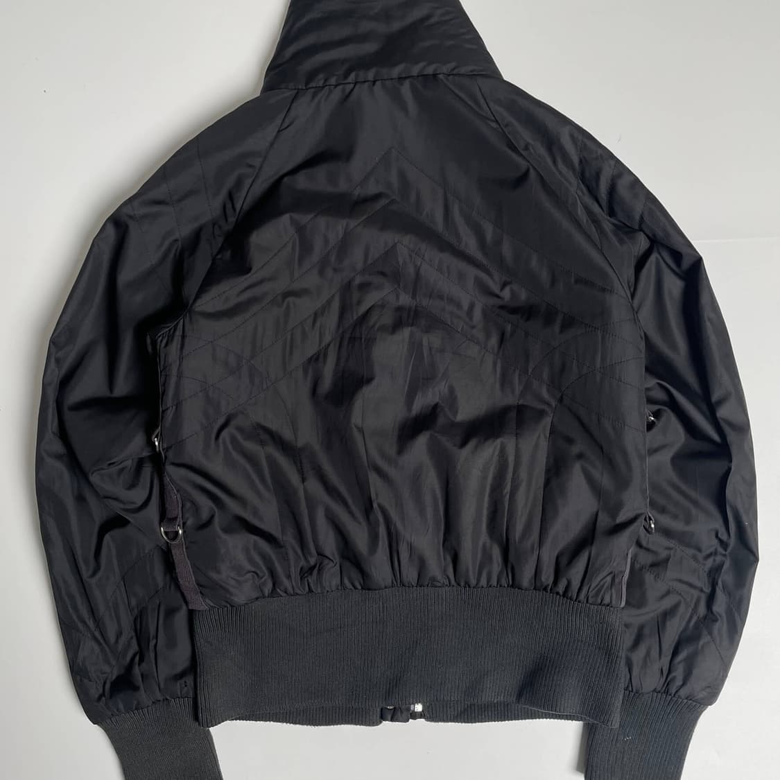 DKNY 링 디테일 스티치 나일론 봄버 상품이미지6