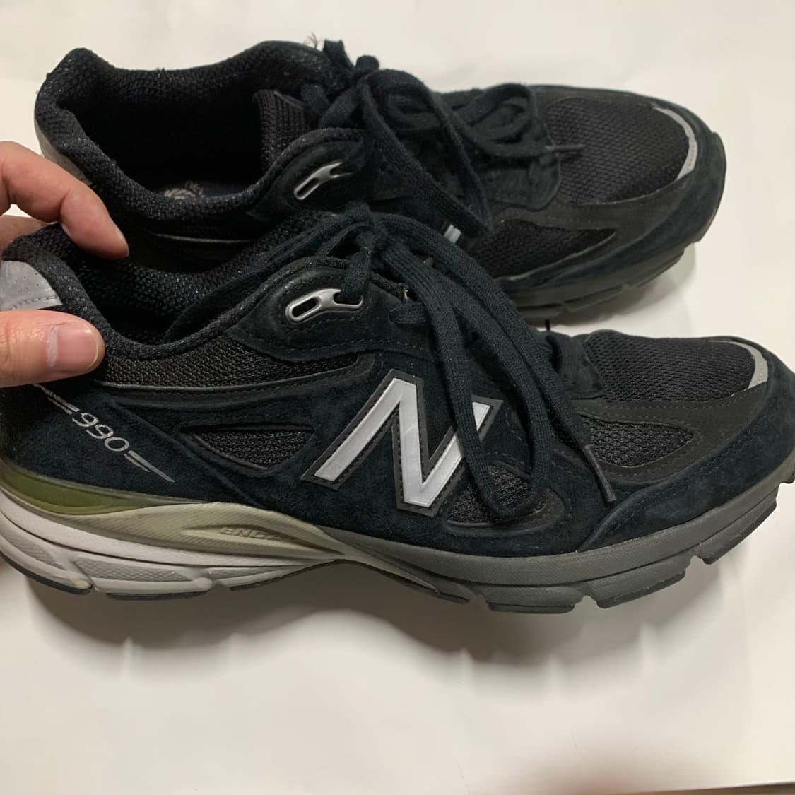 뉴발란스 990v4 블랙 275 상품이미지2