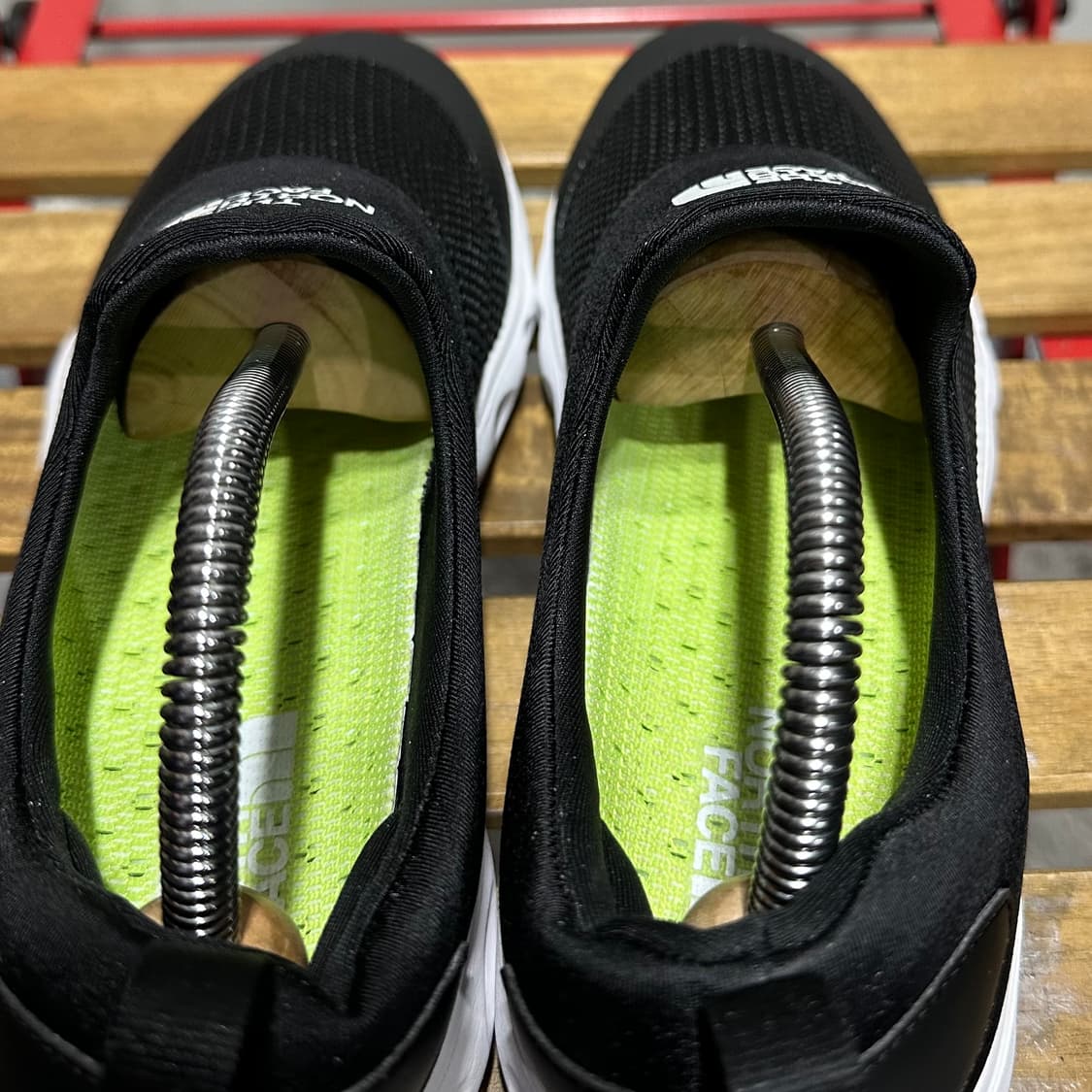 240) 노스페이스 슬립온 여성 여자 운동롸 아쿠아슈 블랙 상품이미지5