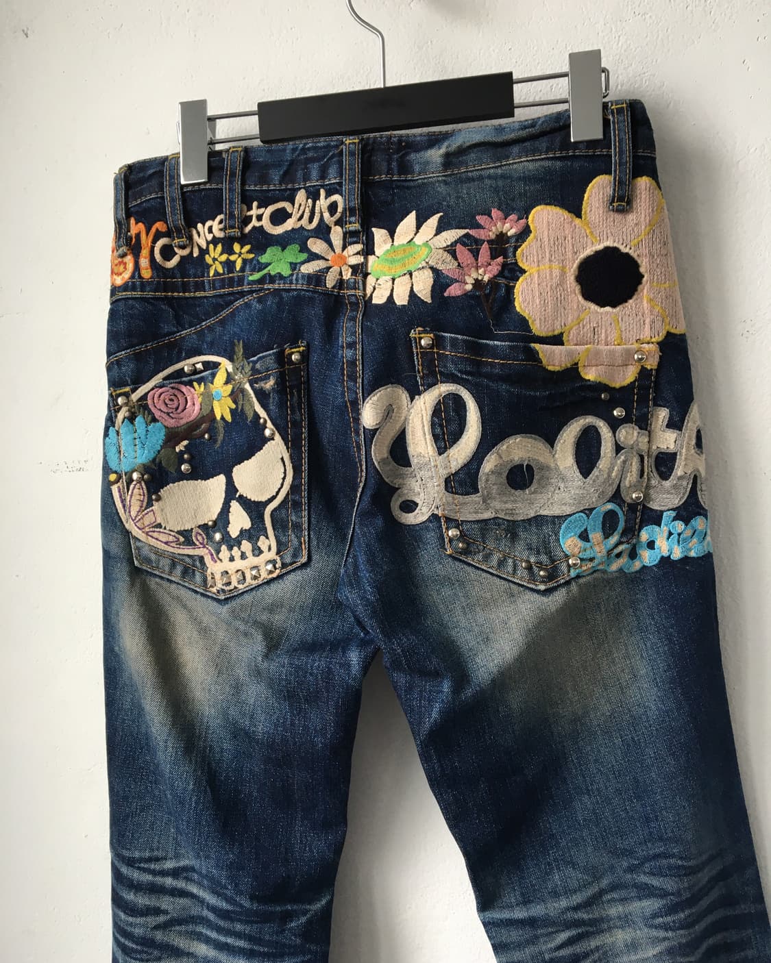 Back needle work point denim pants 상품이미지2
