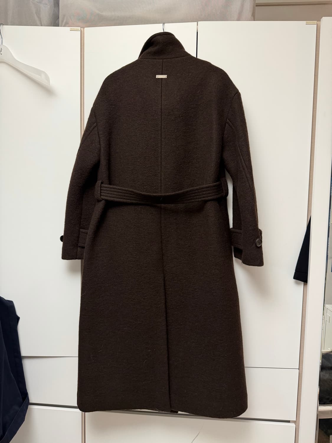 루에브르 벨티드 하이넥 롱 코트 상품이미지5