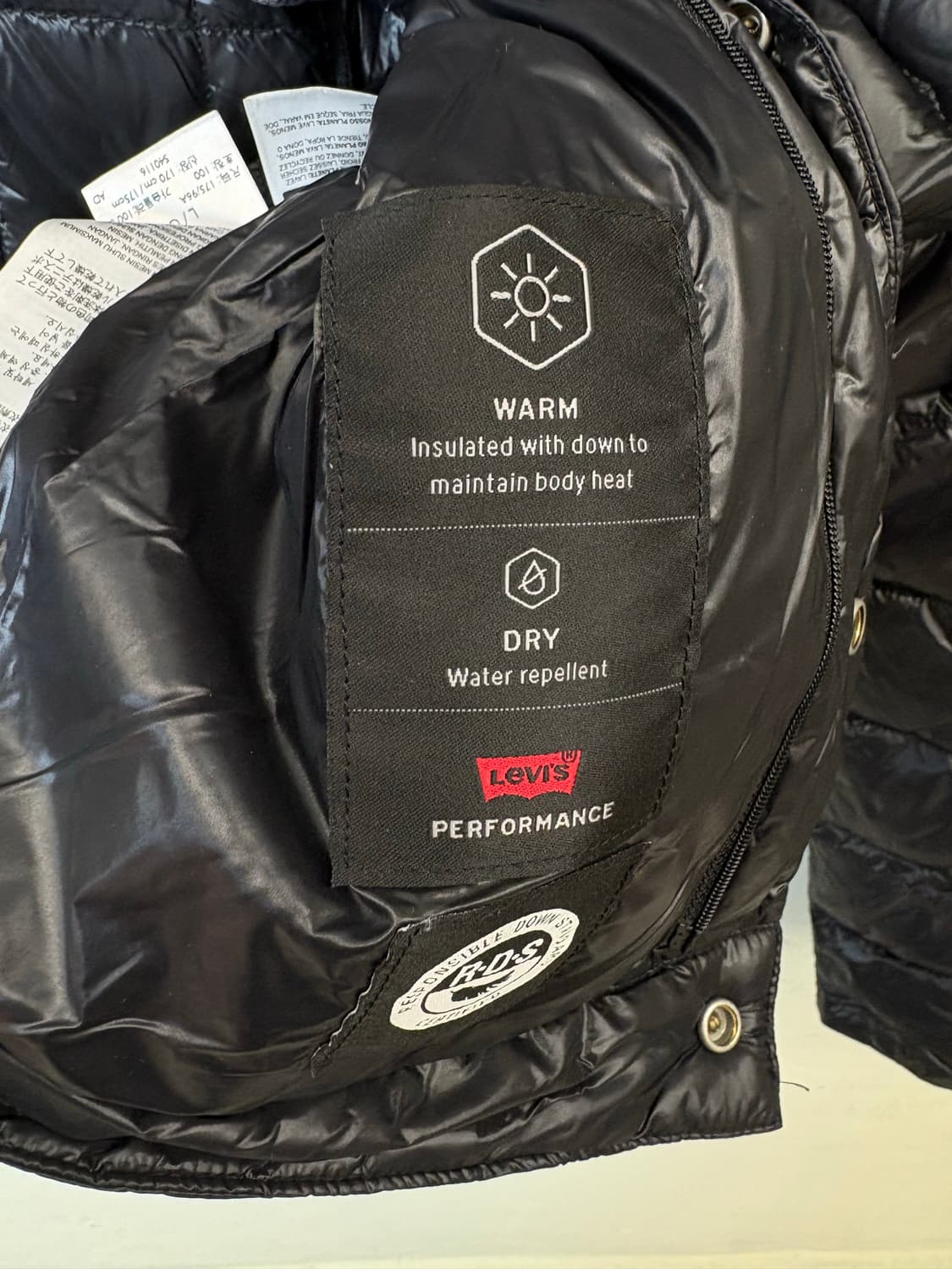 리바이스 구스다운 글로시 퀼팅 트러커자켓 블랙 상품이미지8