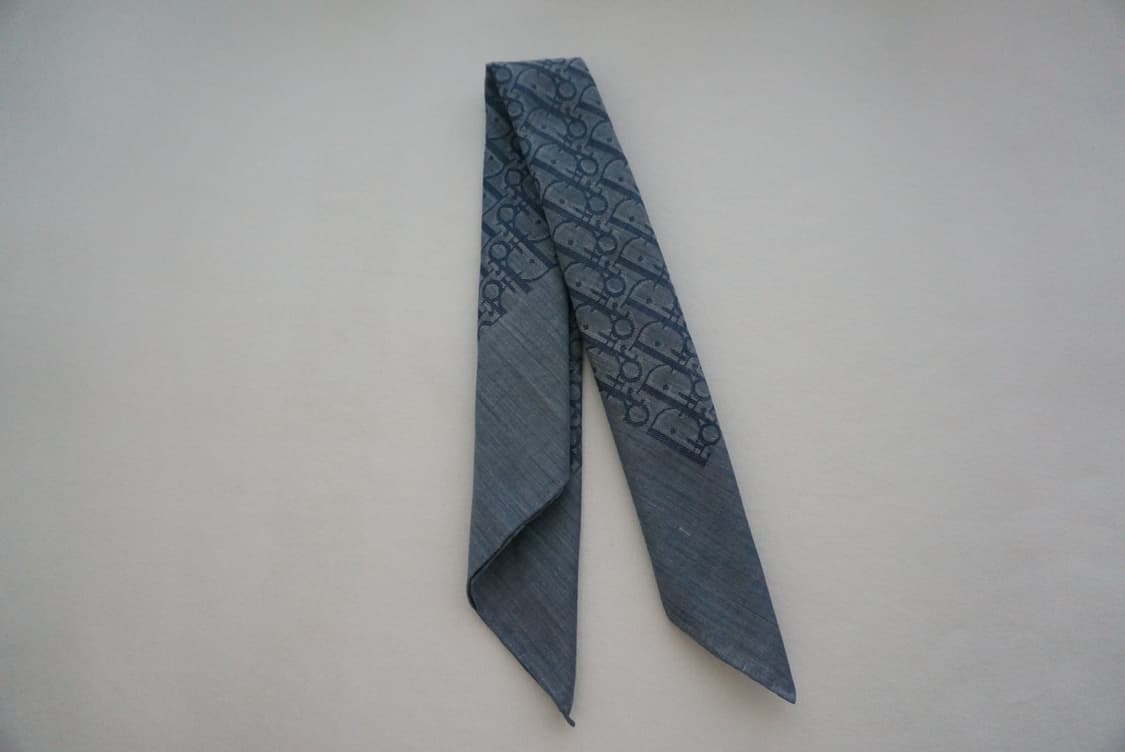 디올 손수건 상품이미지2