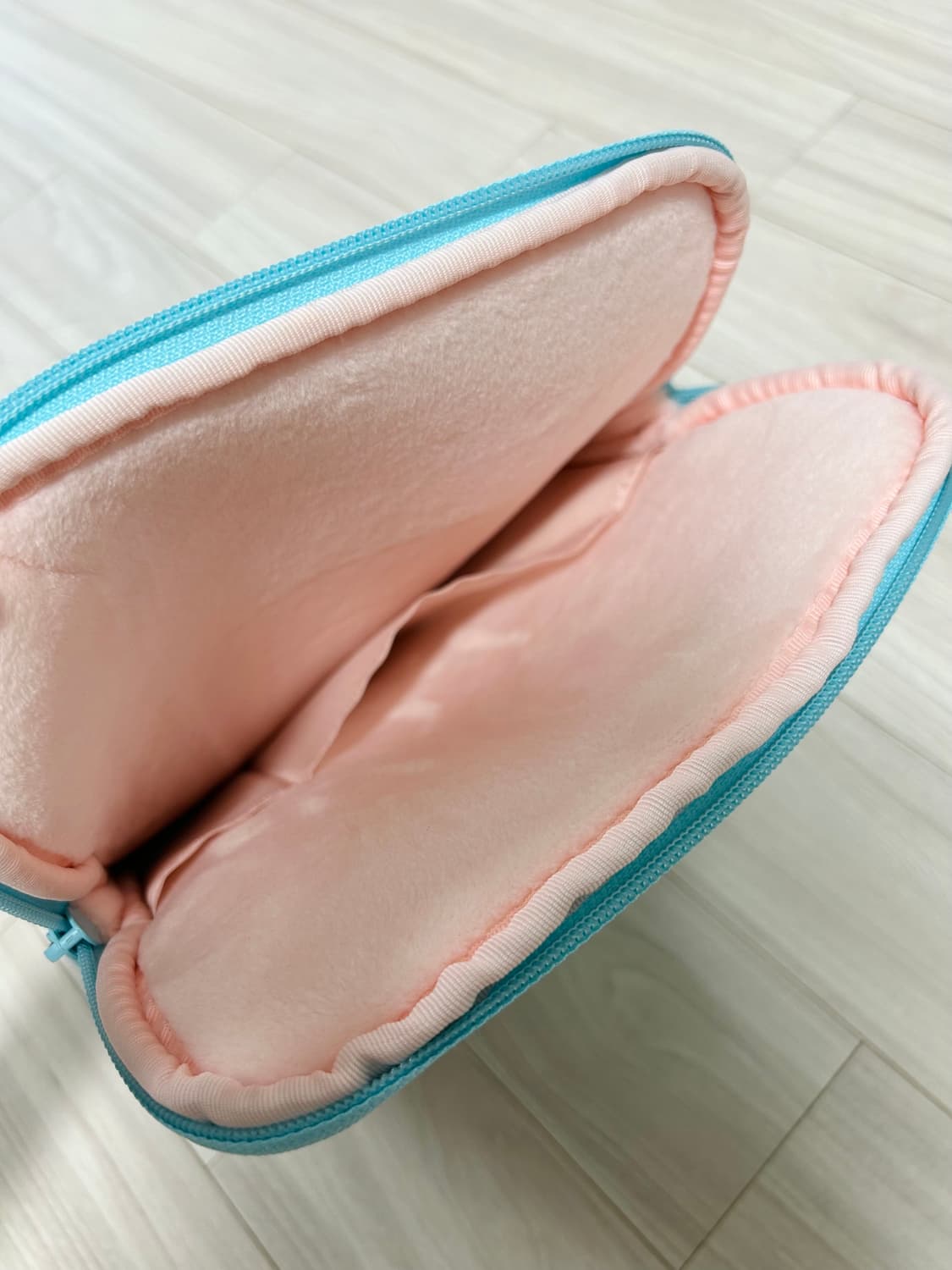 산리오 정품 시나모롤 13인치 태블릿 파우치 상품이미지2