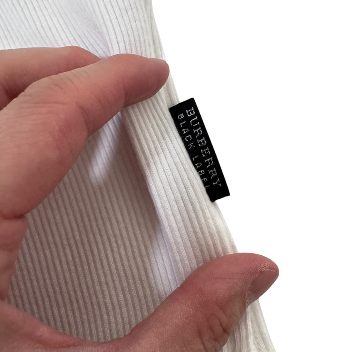 여성 버버리 블랙라벨 화이트 카라티 상품이미지6