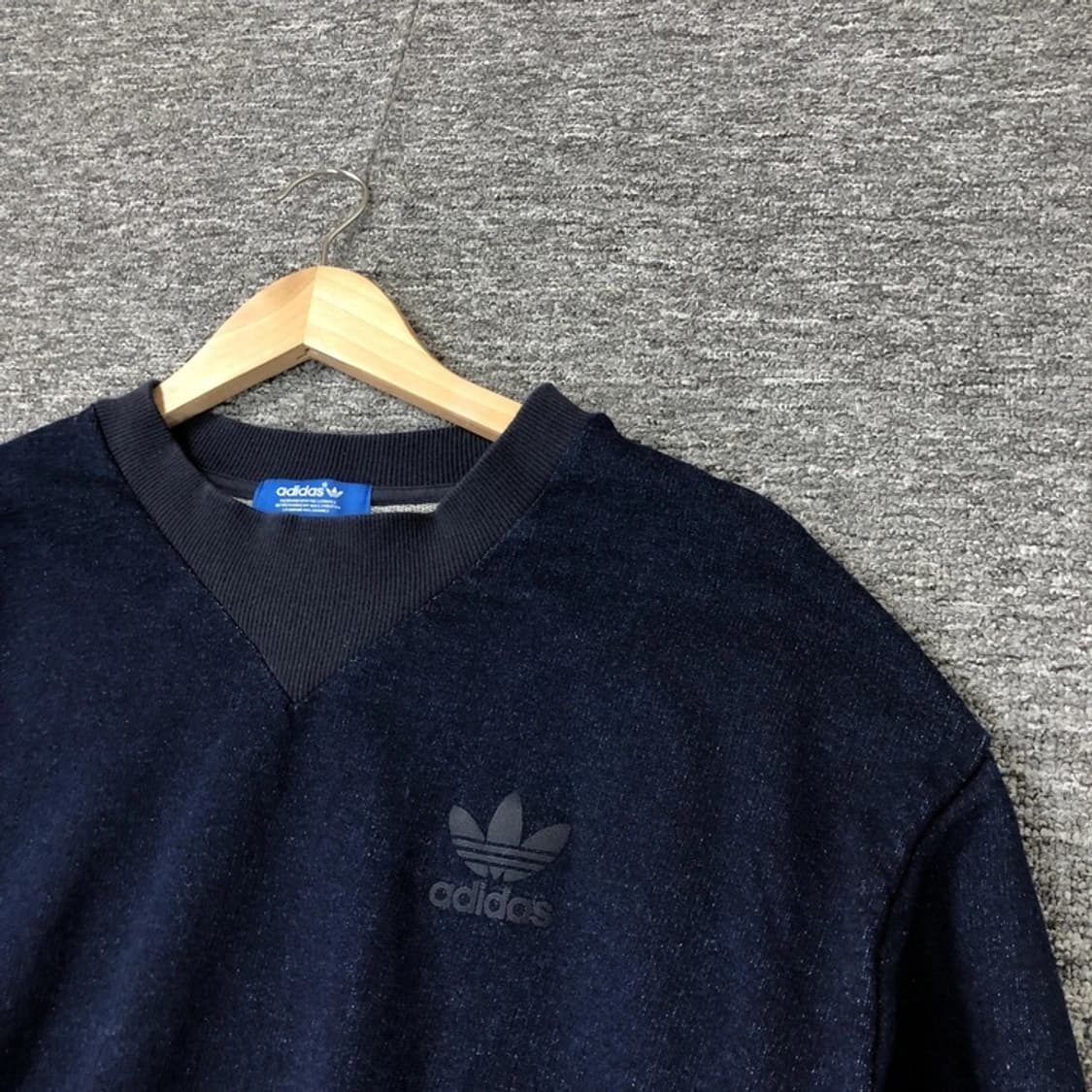 아디다스 정품 인디고 삼선 맨투맨 상품이미지2