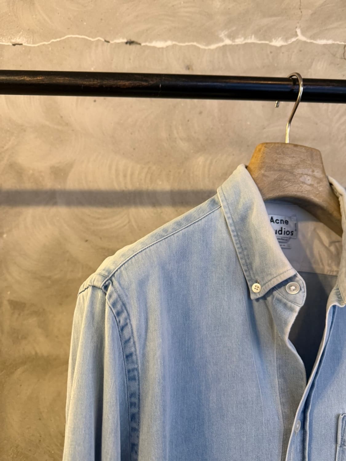 아크네 스튜디오 데님 버튼다운 셔츠 100 상품이미지2