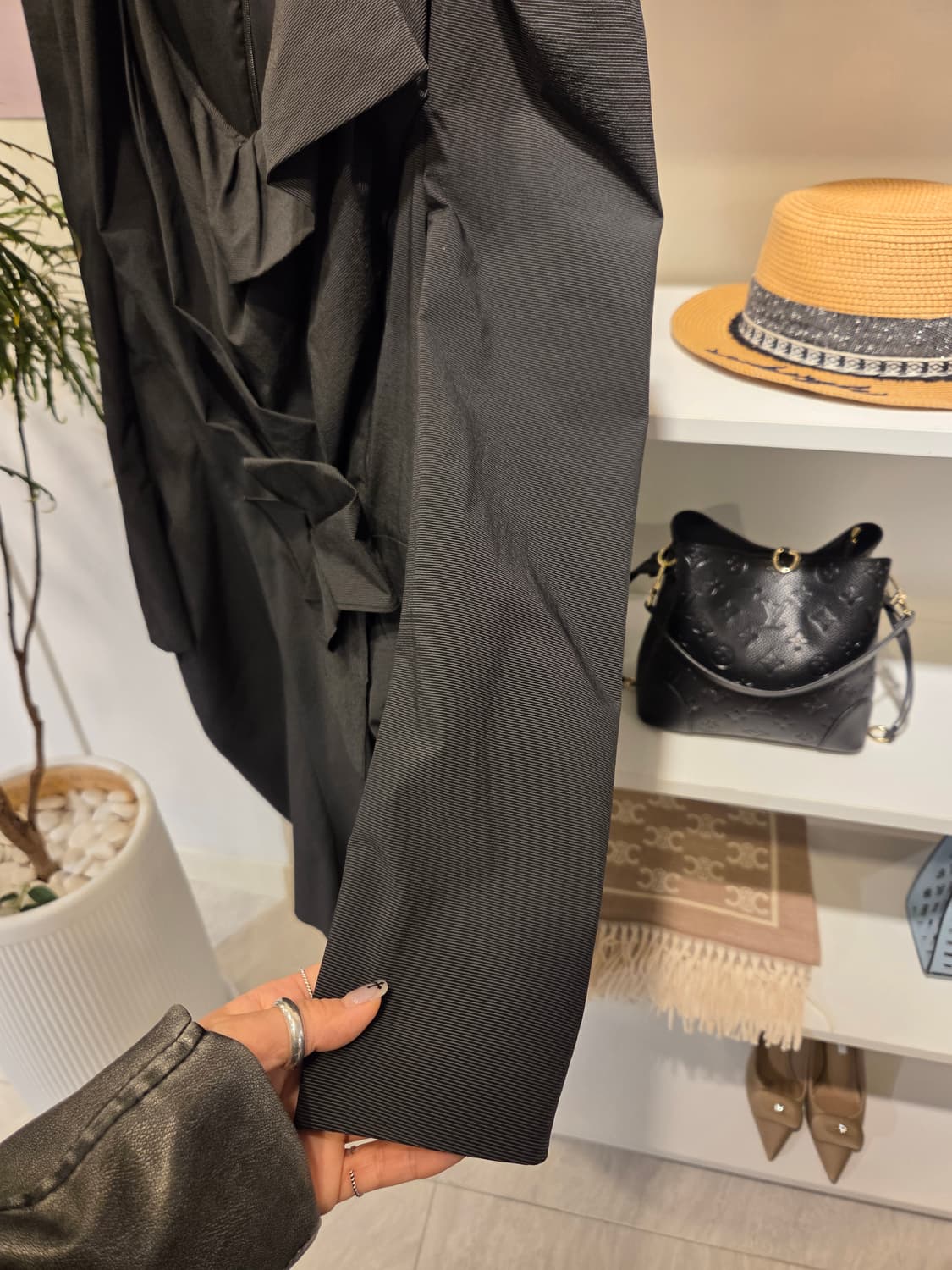 봄빅스엠무어 셔링 리본 원피스 상품이미지6