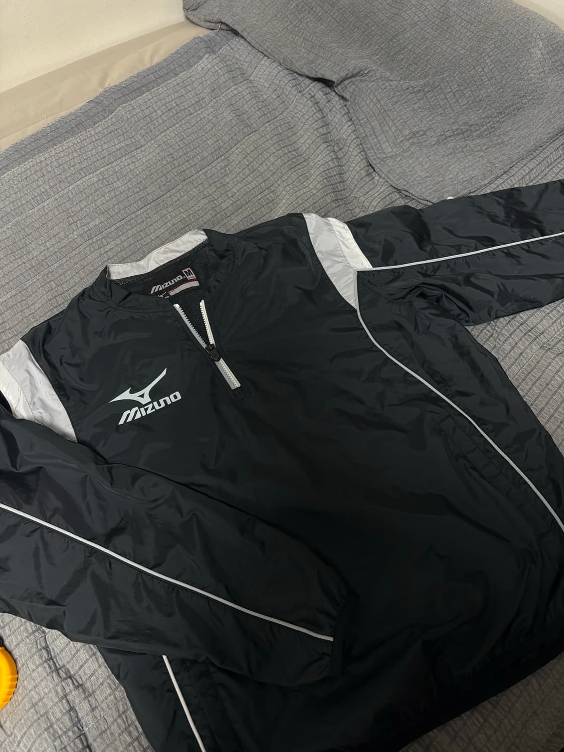 미즈노 빅로고 반집업 바람막이 상품이미지2