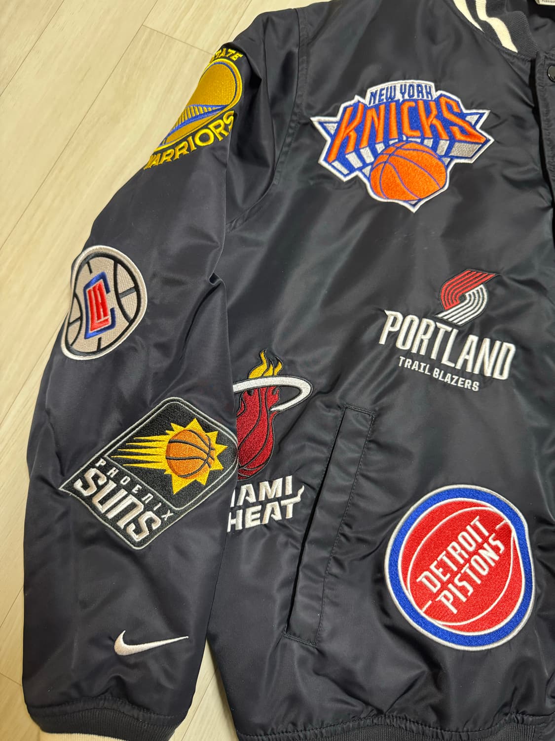 [XL] 슈프림 x 나이키 18ss NBA 팀 웜업 바시티 자켓 상품이미지9