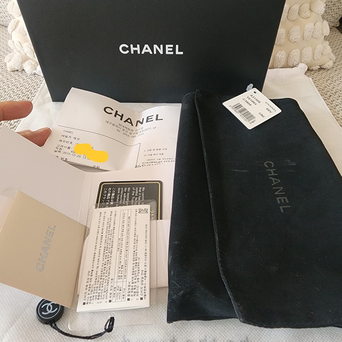 상태최상 샤넬 클래식 캐비어 플랩 장지갑 블랙 금장 상품이미지2