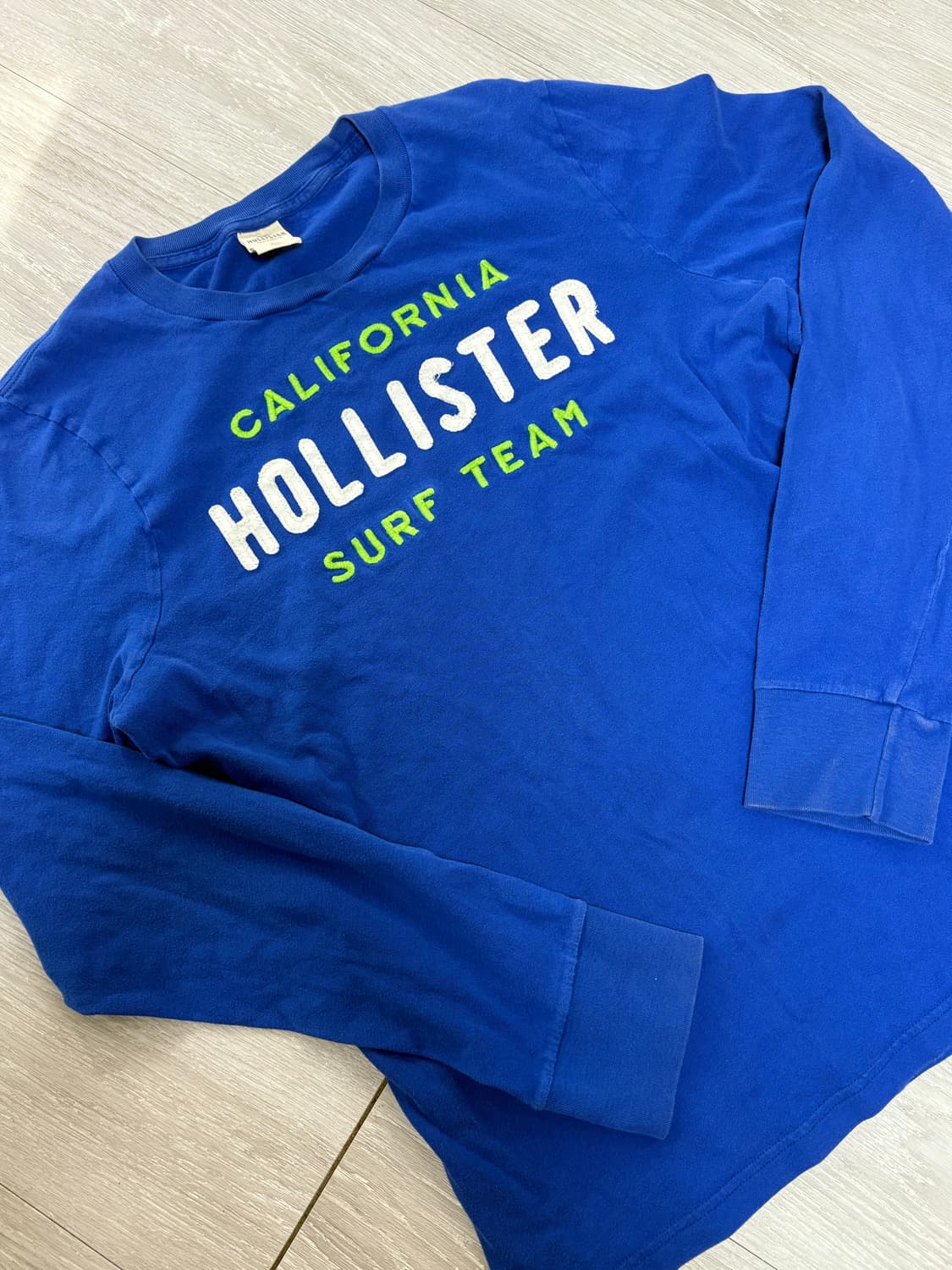 홀리스터 롱슬리브 상품이미지1