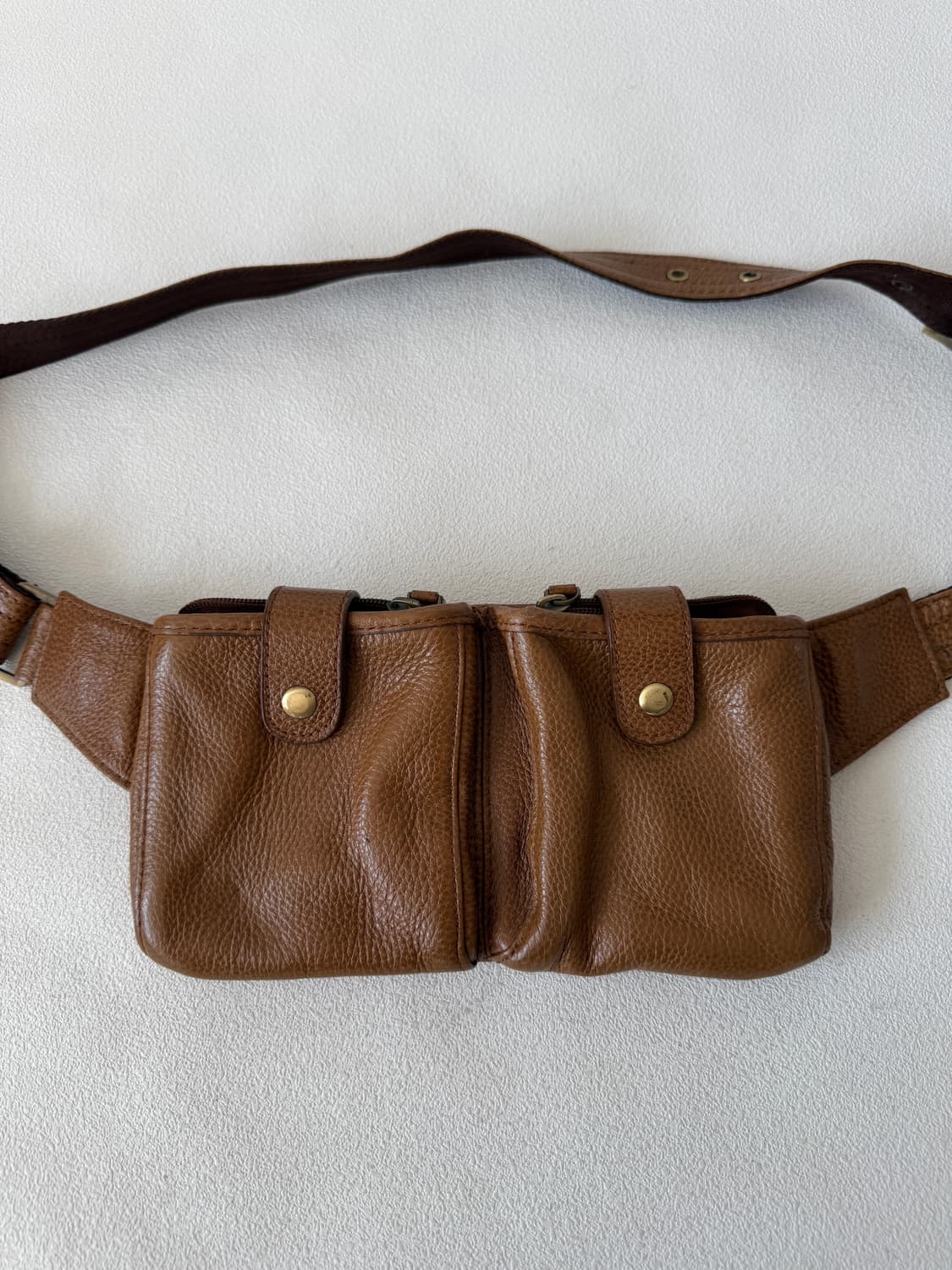Pre owned 레더 힙색 보조가방 상품이미지2