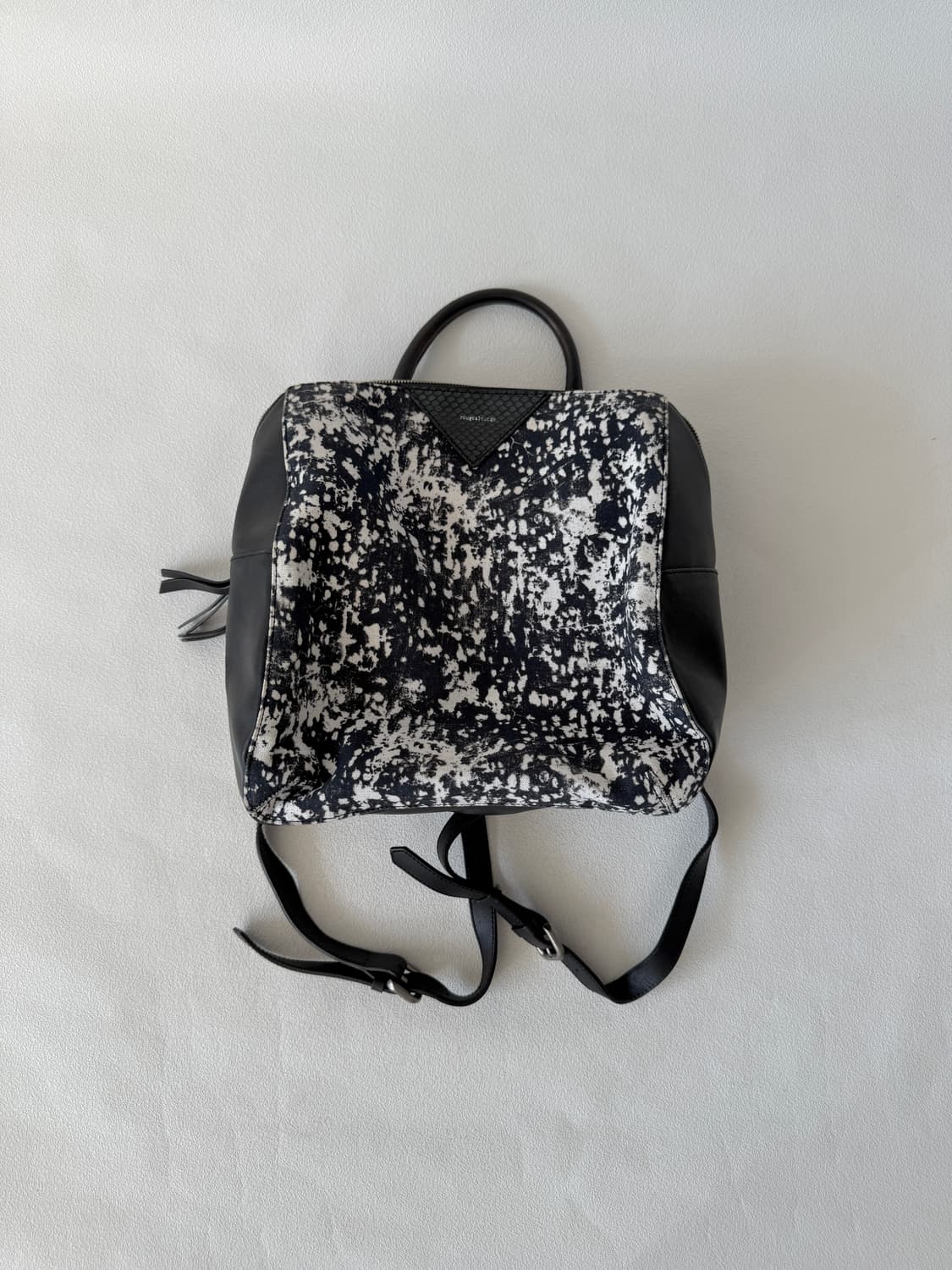 루즈앤라운지(ROUGE&LOUNGE) 2way 레더 백팩 상품이미지1