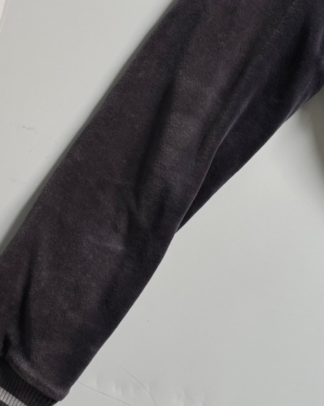 Adidas 아디다스 퍼플컬러 넘버링 벨벳 집업 상품이미지6