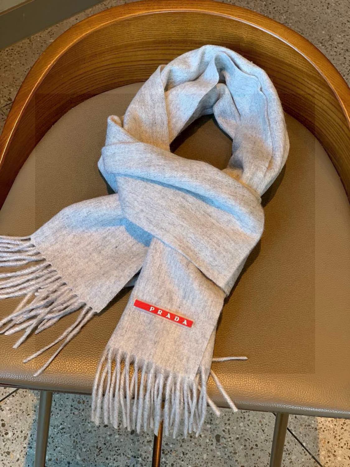 프라다 리나일론 개버딘 앤 울 스카프 상품이미지6