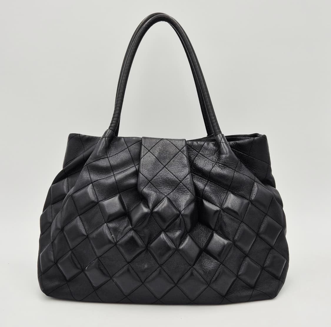 샤넬 큐브 퀼팅 슬론 스퀘어 토트 쇼퍼백 상품이미지2