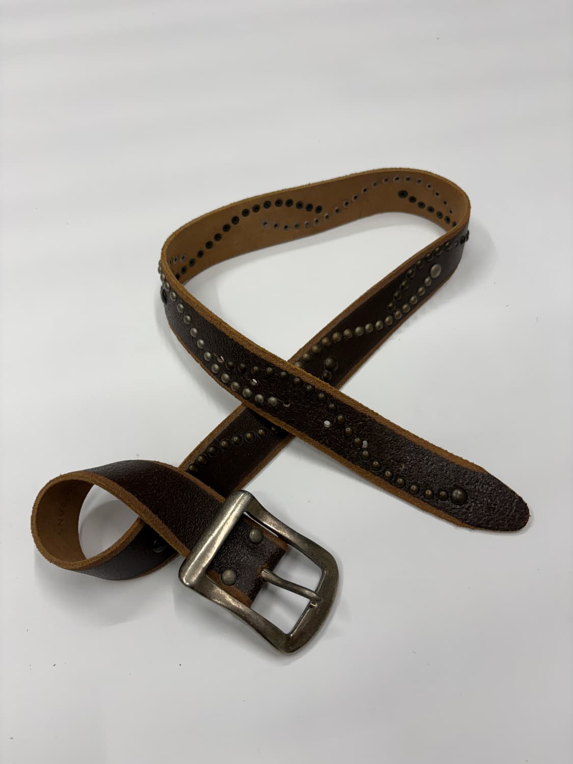 웨스턴 브라운 빈티지 펀칭 스터드 레더 벨트 Brown Vintage 상품이미지1