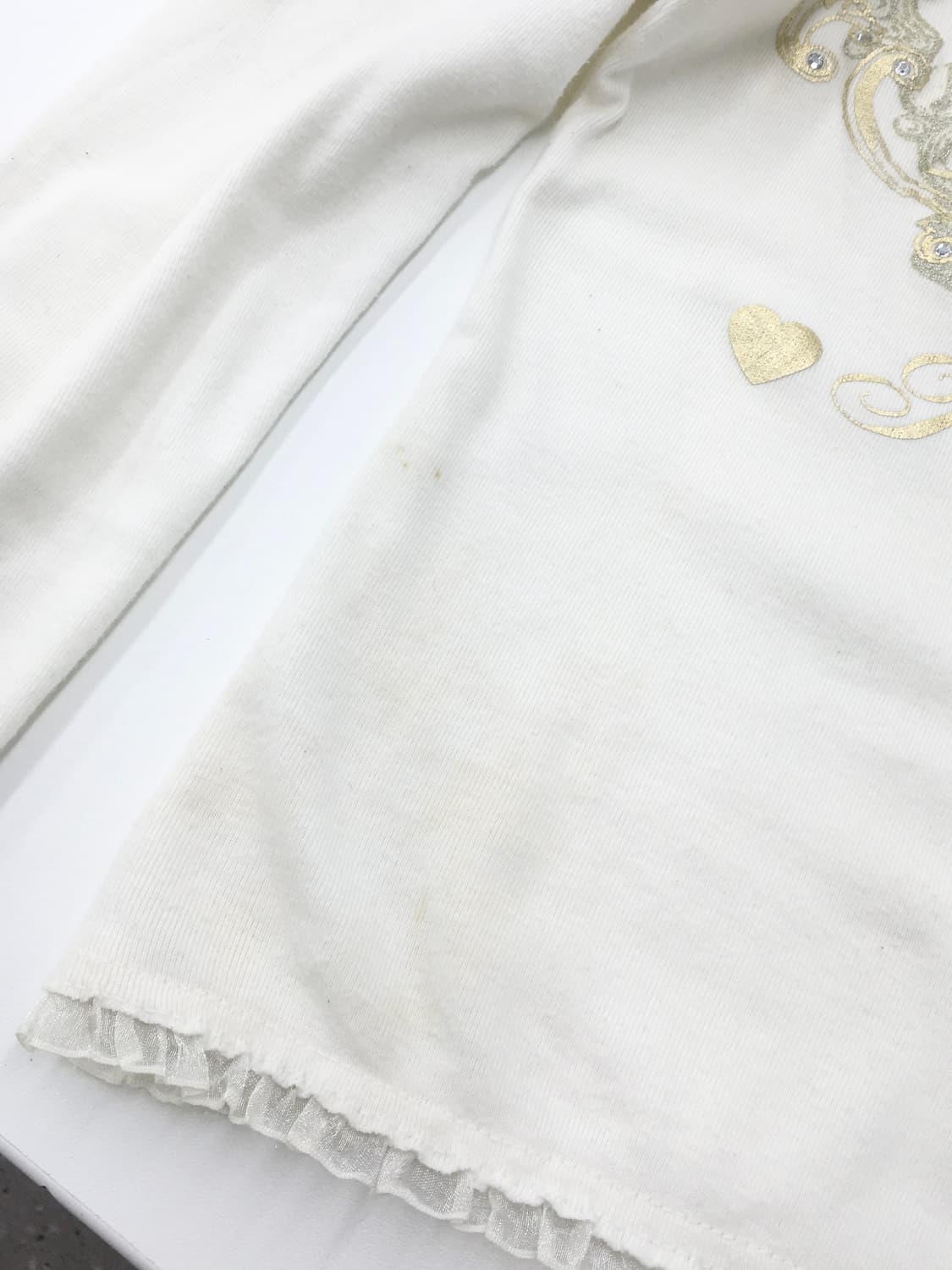 gold lettering white sleeve top 상품이미지9